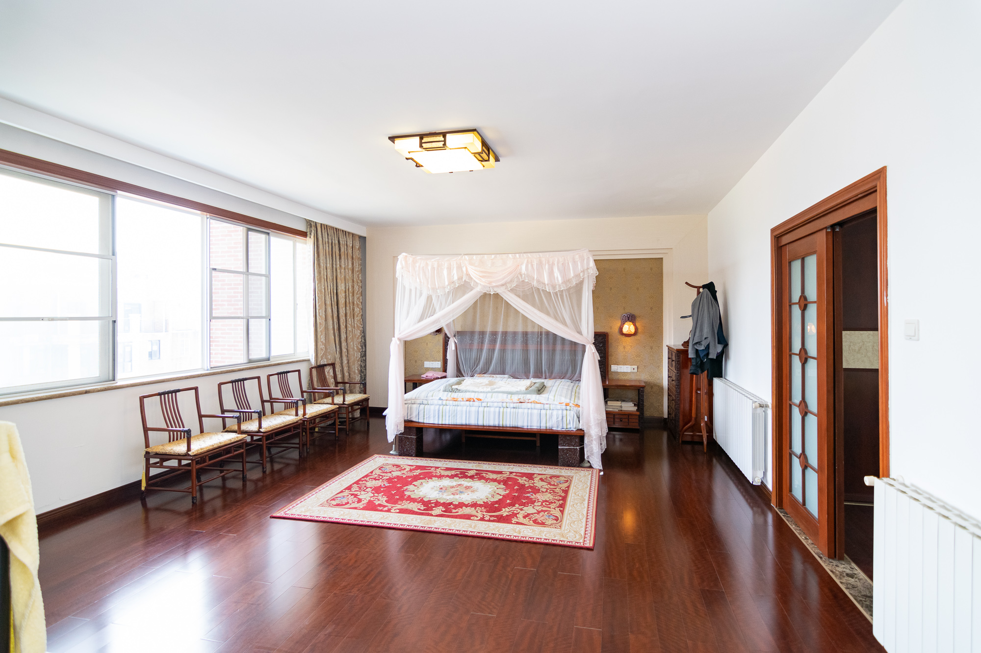 普瑞斯堡 5室2厅3卫 110.0万 普瑞斯堡 5室2厅3卫 110.0万卧室