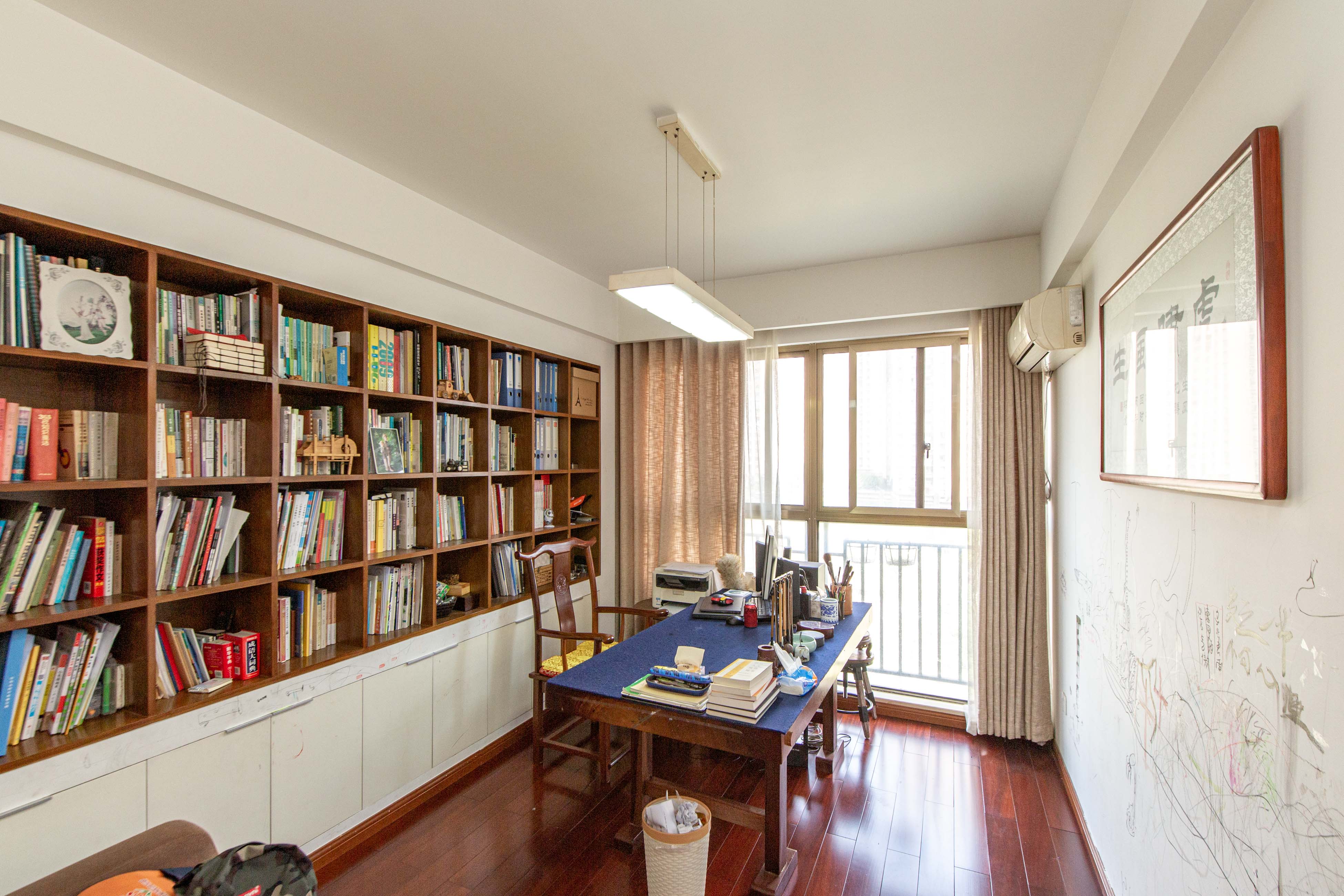 香樟鑫都  4室2厅2卫    174.0万卧室