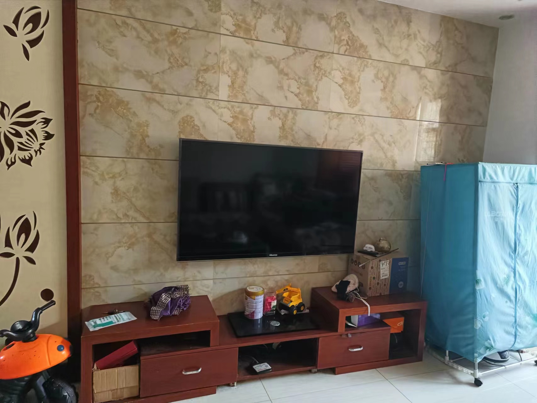 华雅花园  2室2厅1卫   54.00万 华雅花园  2室2厅1卫   54.00万客厅