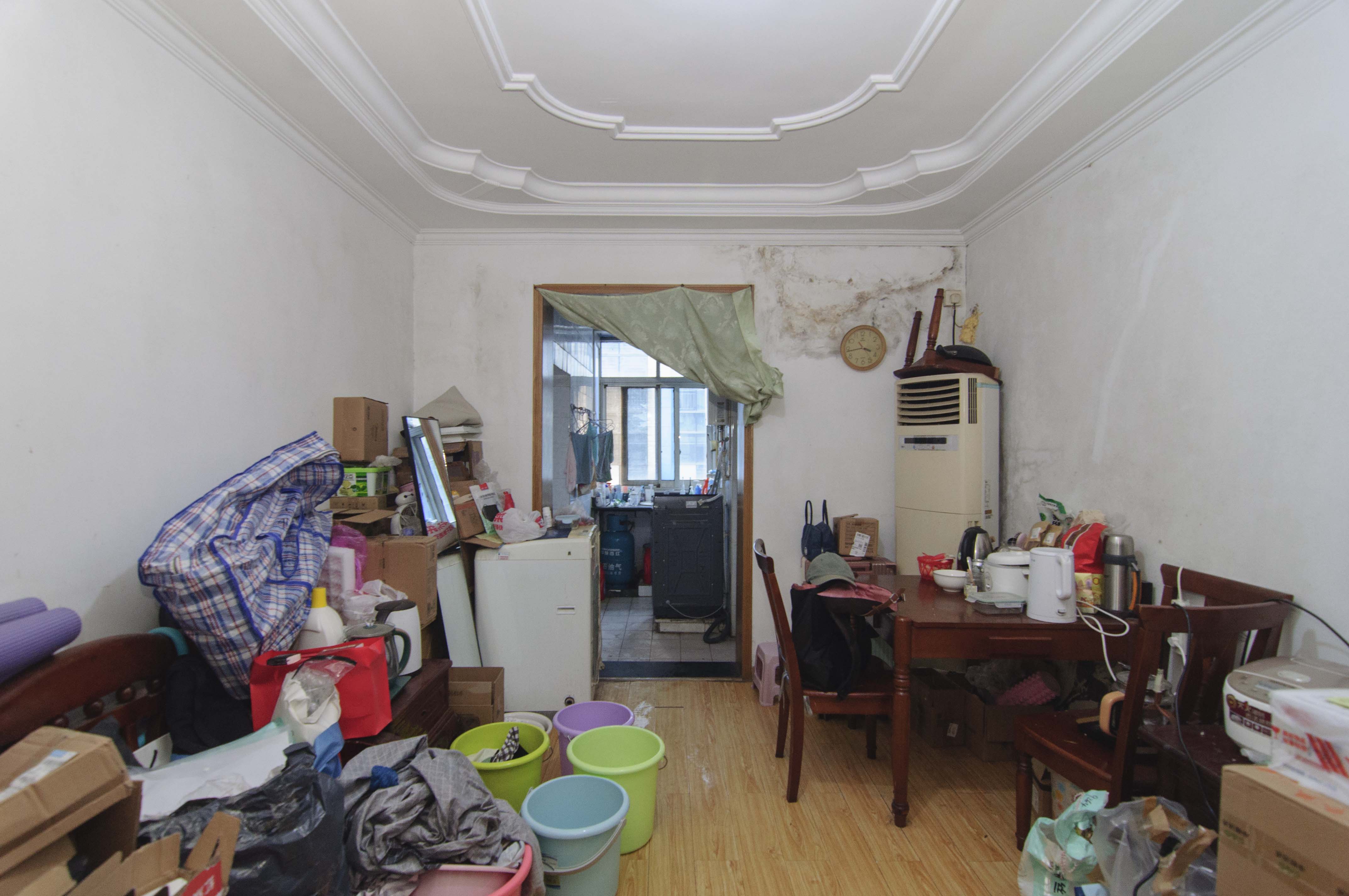 工農(nóng)新村（工農(nóng)橋社區(qū)）  3室1廳1衛(wèi)    56.2萬客廳