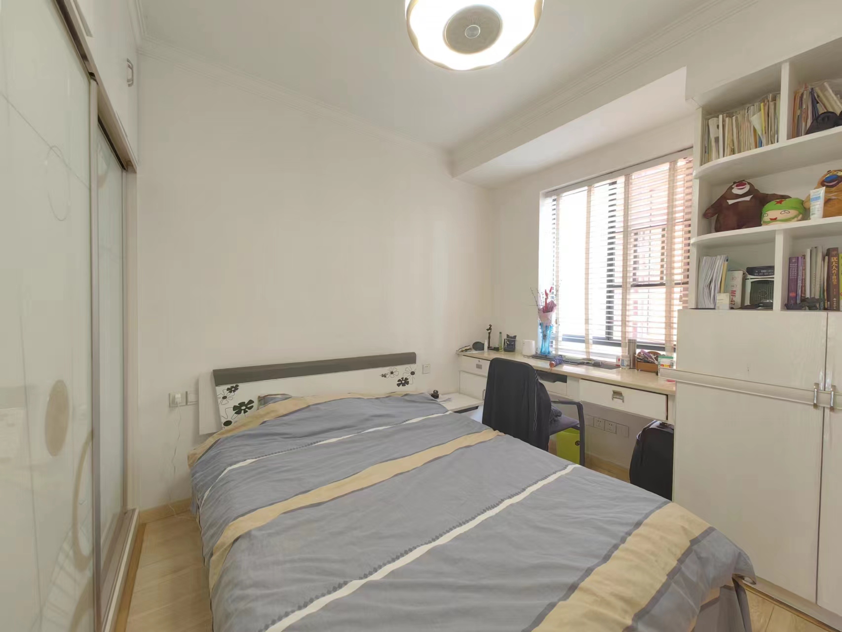 泰山公馆 3室2厅1卫 76.80万 泰山公馆 3室2厅1卫 76.80万室内图