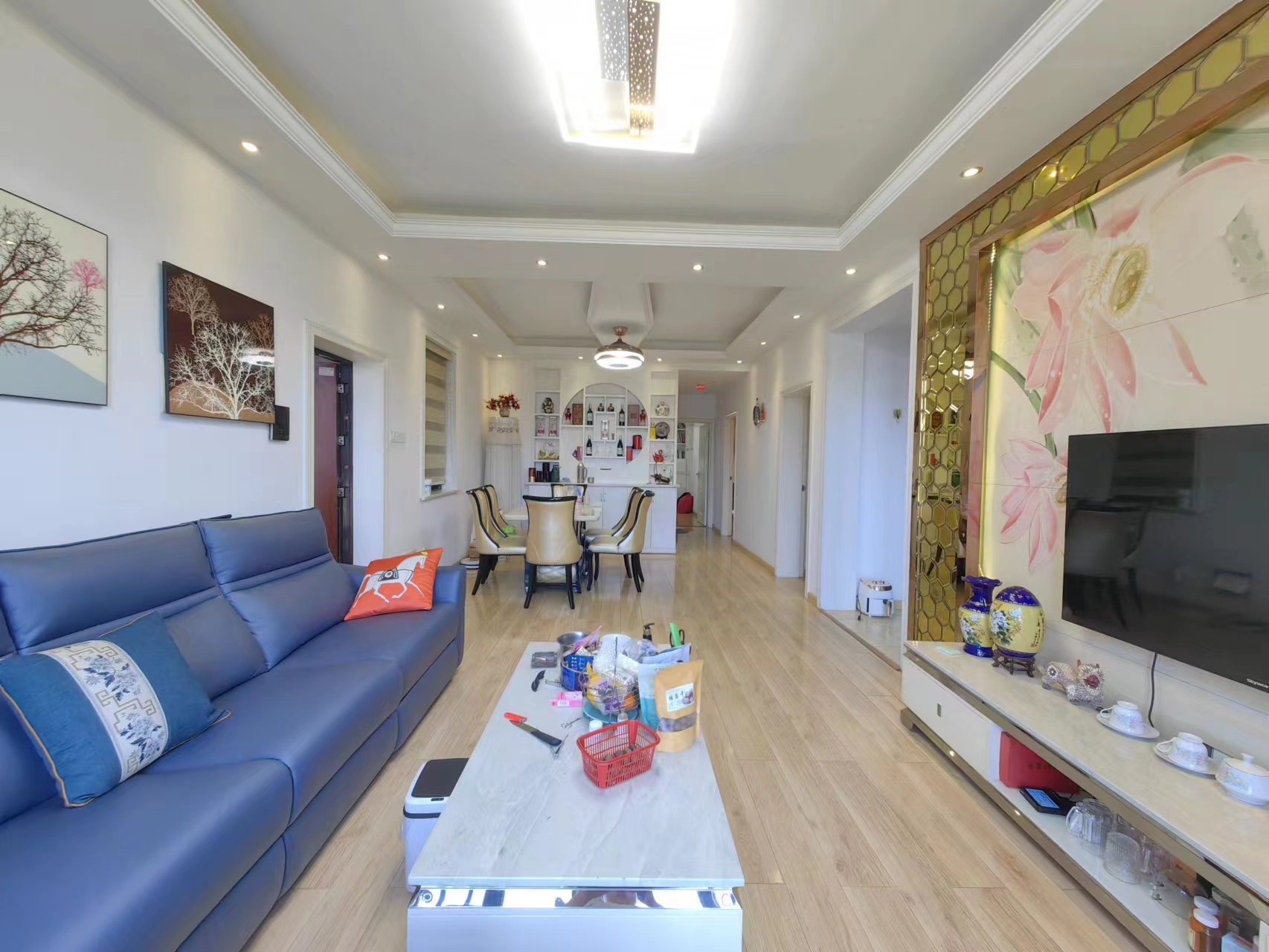 泰山公馆 3室2厅1卫 76.80万 泰山公馆 3室2厅1卫 76.80万室内图