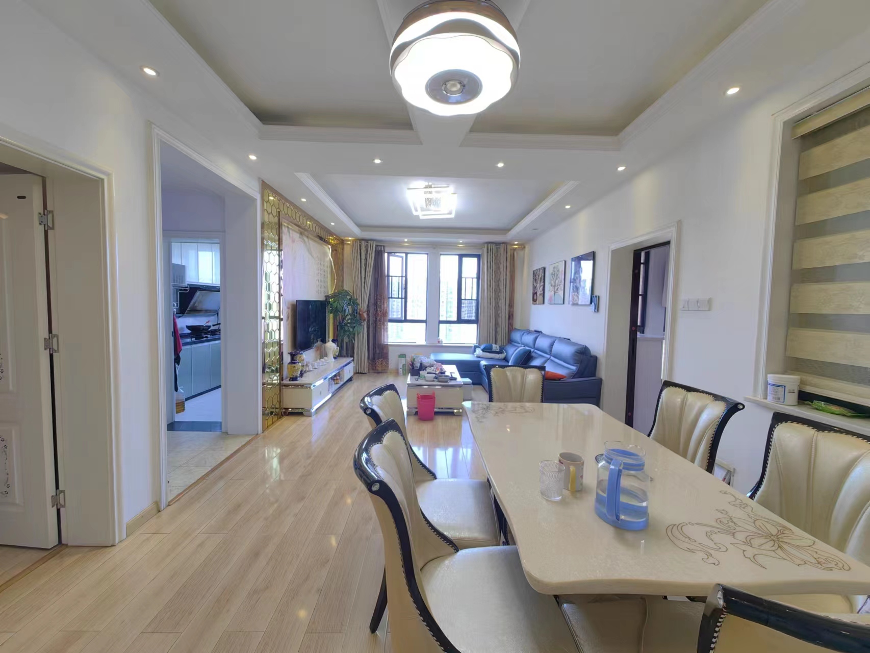 泰山公馆 3室2厅1卫 76.80万 泰山公馆 3室2厅1卫 76.80万室内图