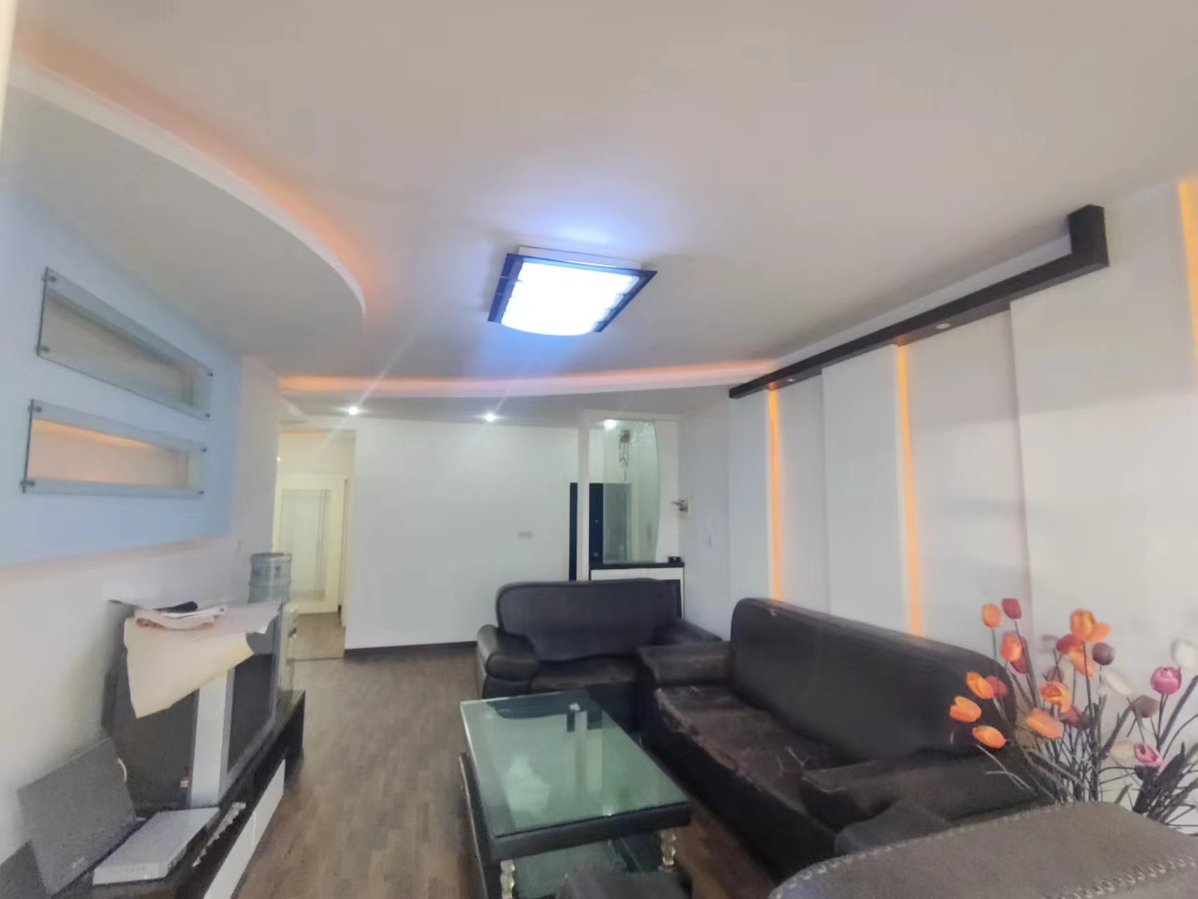 钻石家园  4室2厅2卫   37.80万 钻石家园  4室2厅2卫   37.80万室内图