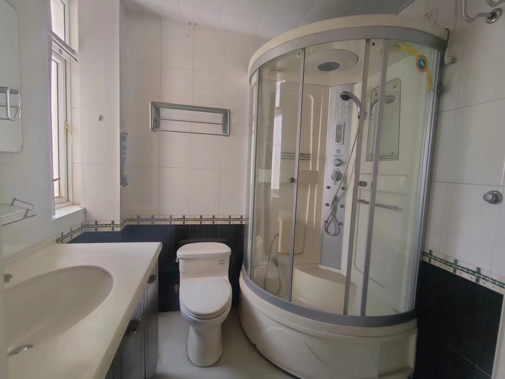 钻石家园  4室2厅2卫   37.80万 钻石家园  4室2厅2卫   37.80万室内图