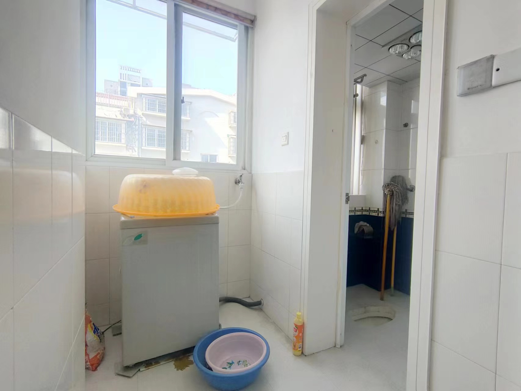 钻石家园  4室2厅2卫   37.80万 钻石家园  4室2厅2卫   37.80万室内图