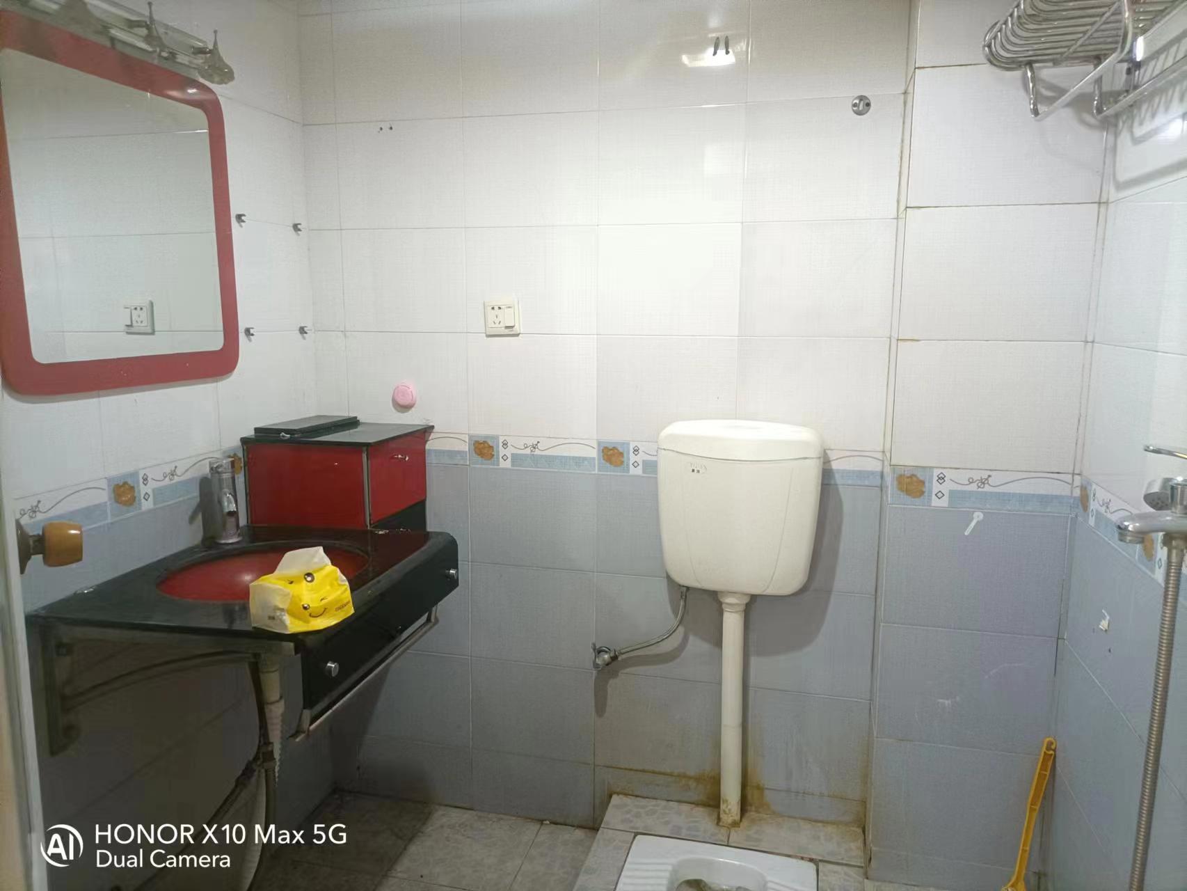 现代城 2室2厅1卫 45.00万 现代城 2室2厅1卫 45.00万室内图