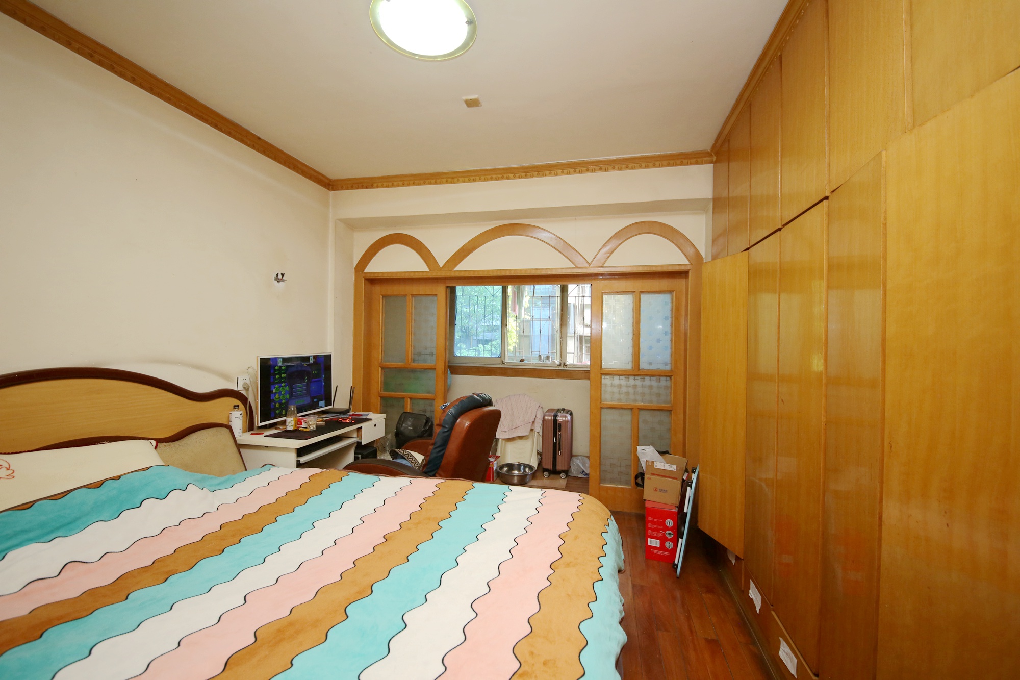 向韶村  2室2厅1卫   56.00万卧室