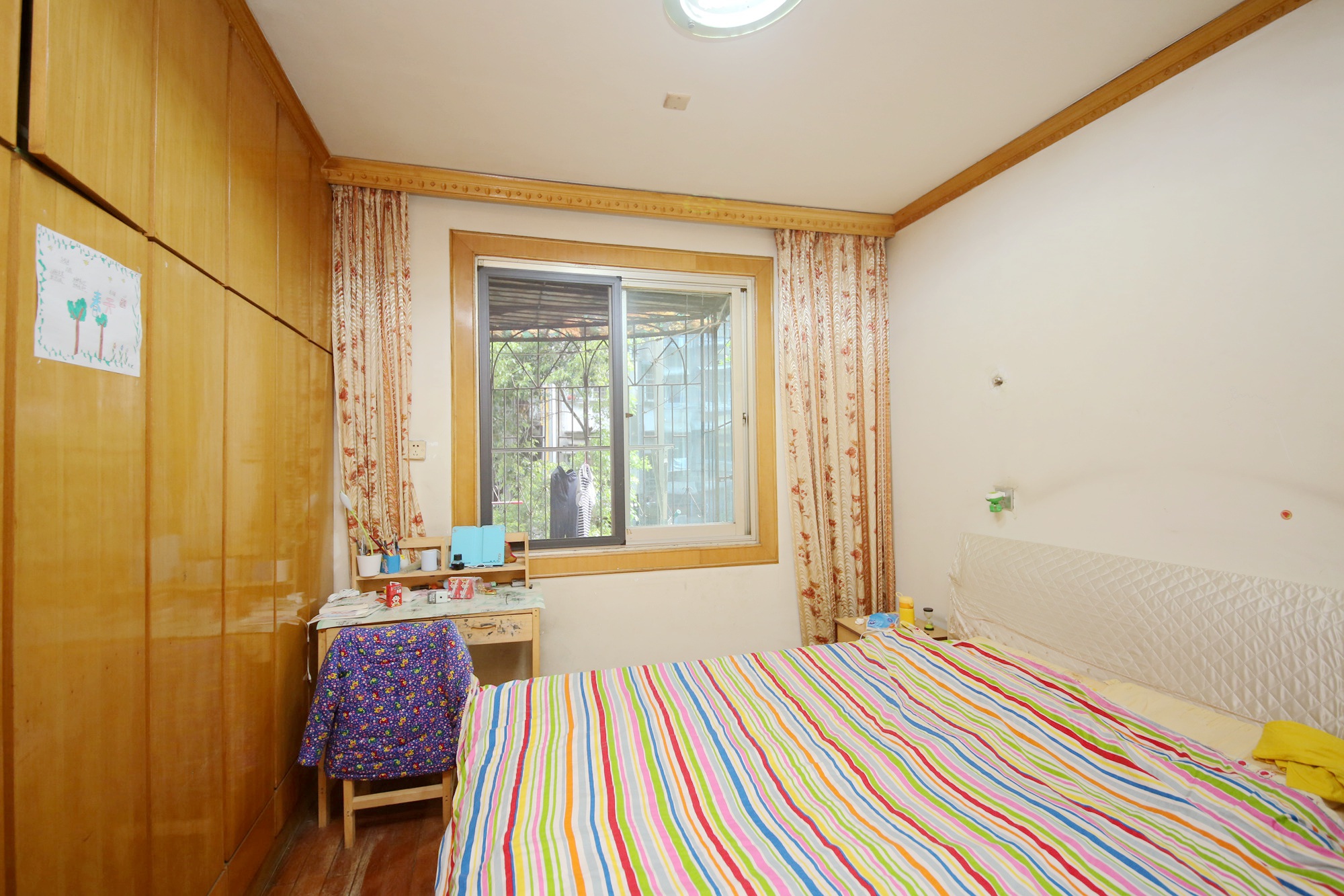 向韶村  2室2厅1卫   56.00万卧室