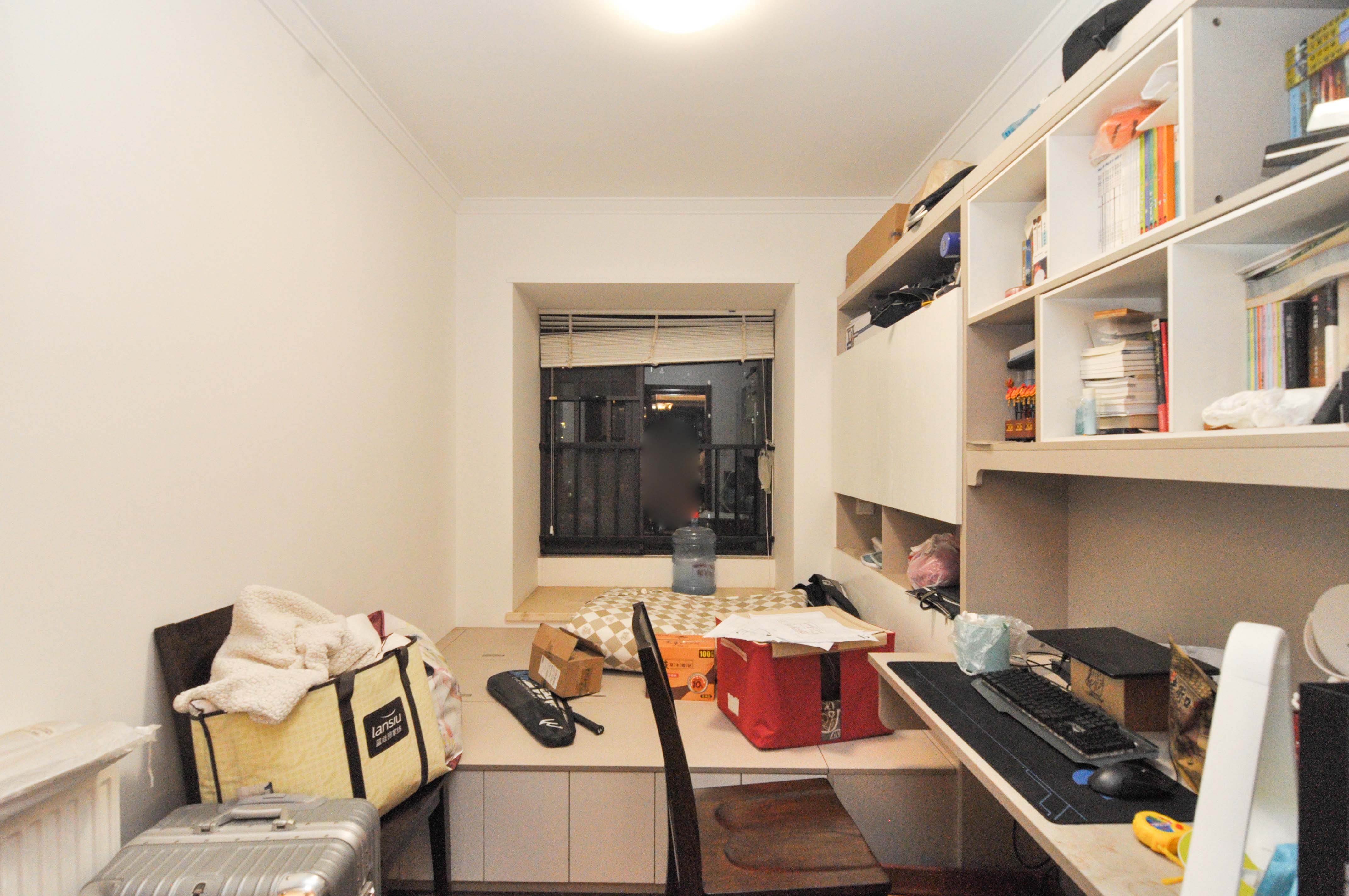 万科里梅溪郡  4室2厅2卫    299.8万卧室