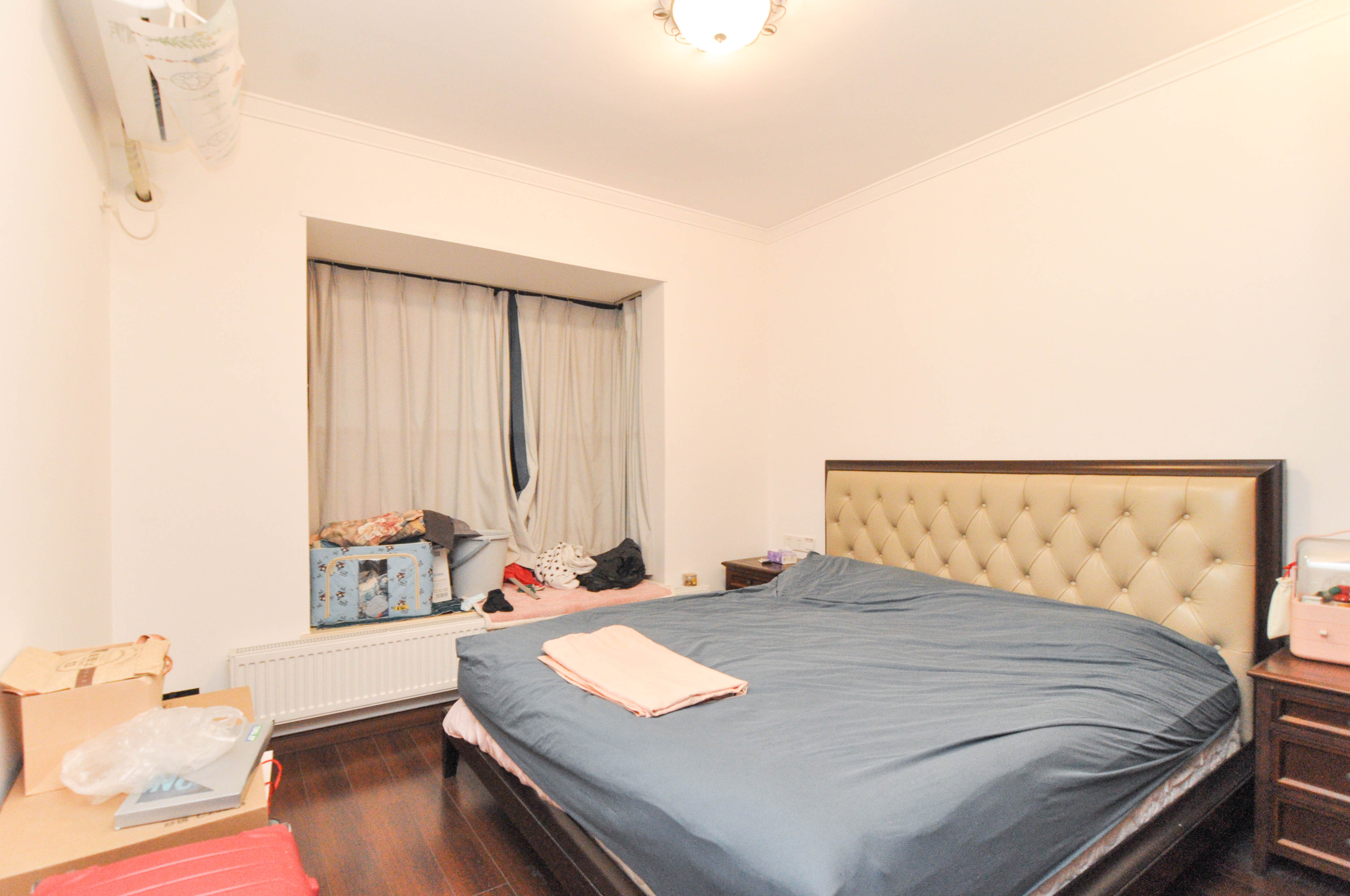 万科里梅溪郡  4室2厅2卫    299.8万卧室