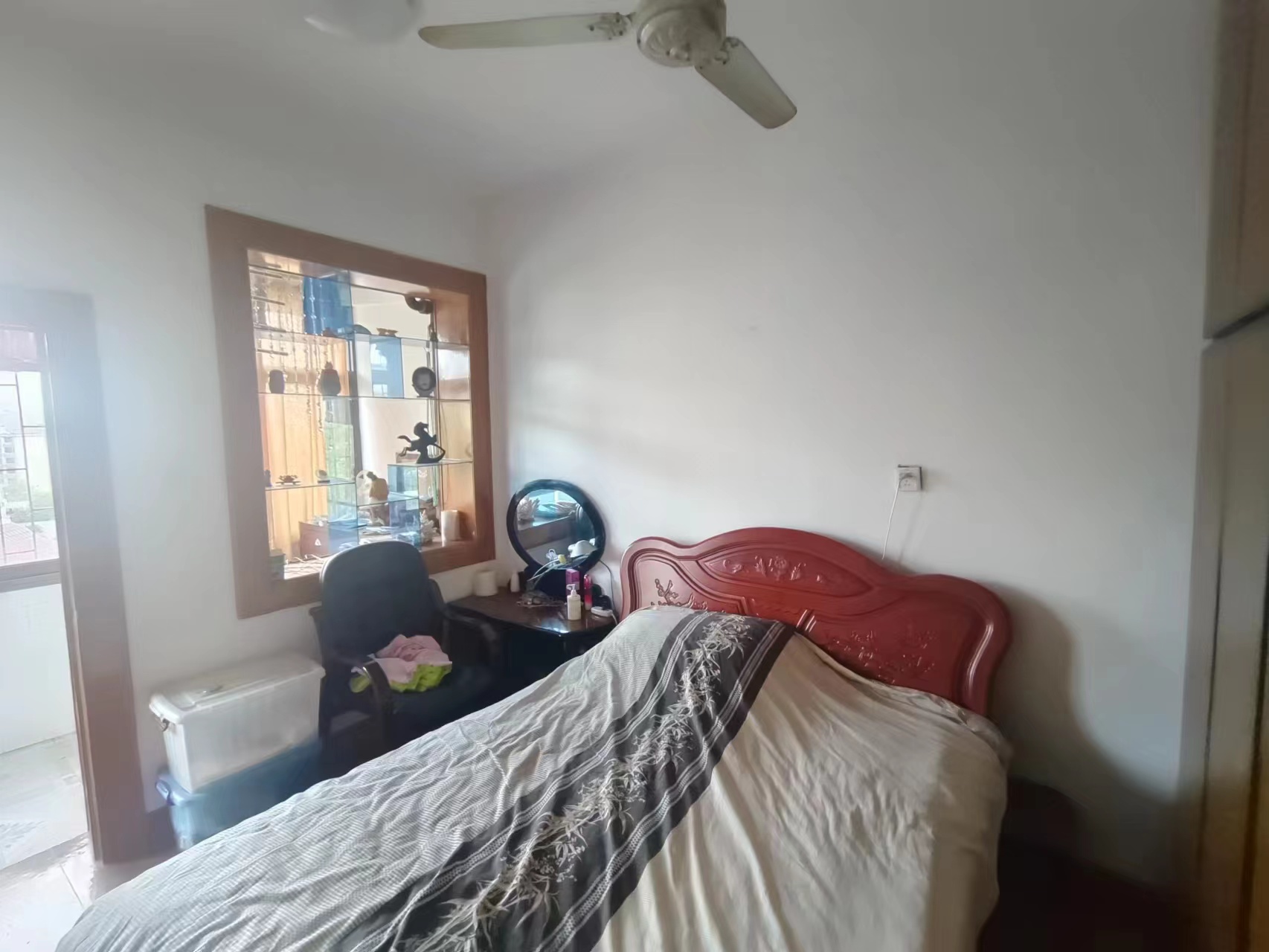 向阳二村 3室2厅2卫 32.00万 向阳二村 3室2厅2卫 32.00万室内图