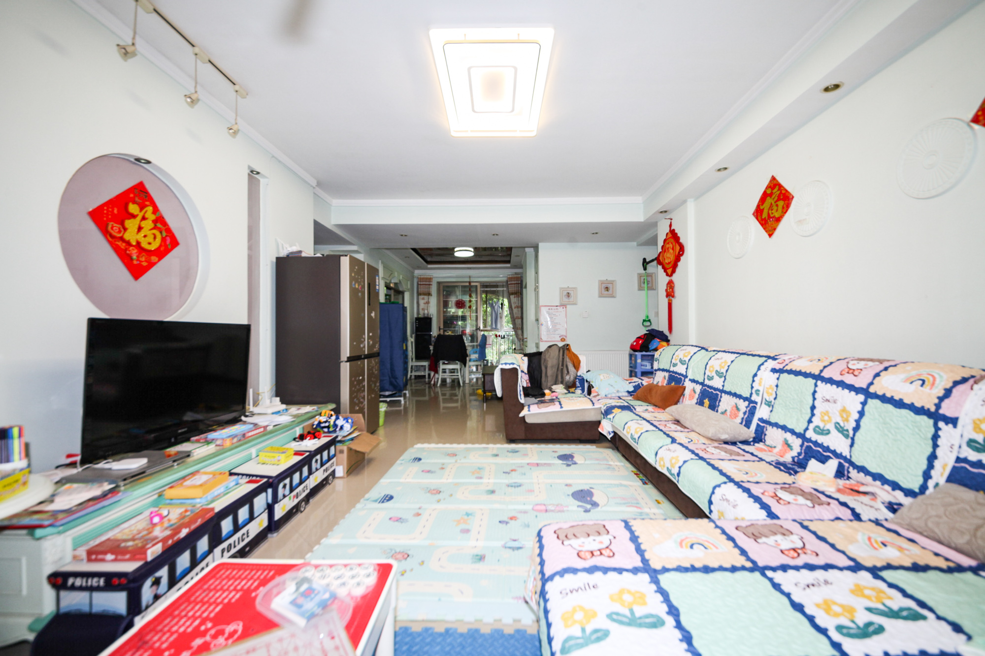 长沙玫瑰园 3室2厅2卫 123.80万 长沙玫瑰园 3室2厅2卫 123.80万客厅