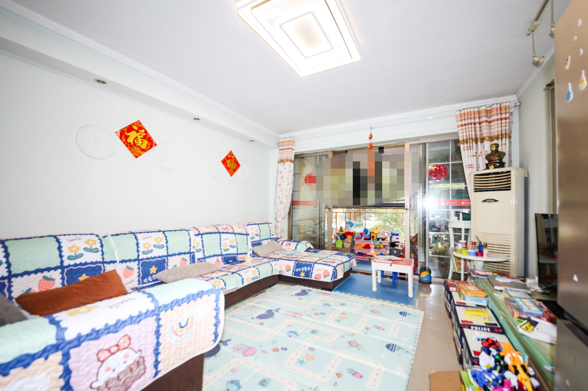 长沙玫瑰园 3室2厅2卫 123.80万 长沙玫瑰园 3室2厅2卫 123.80万客厅