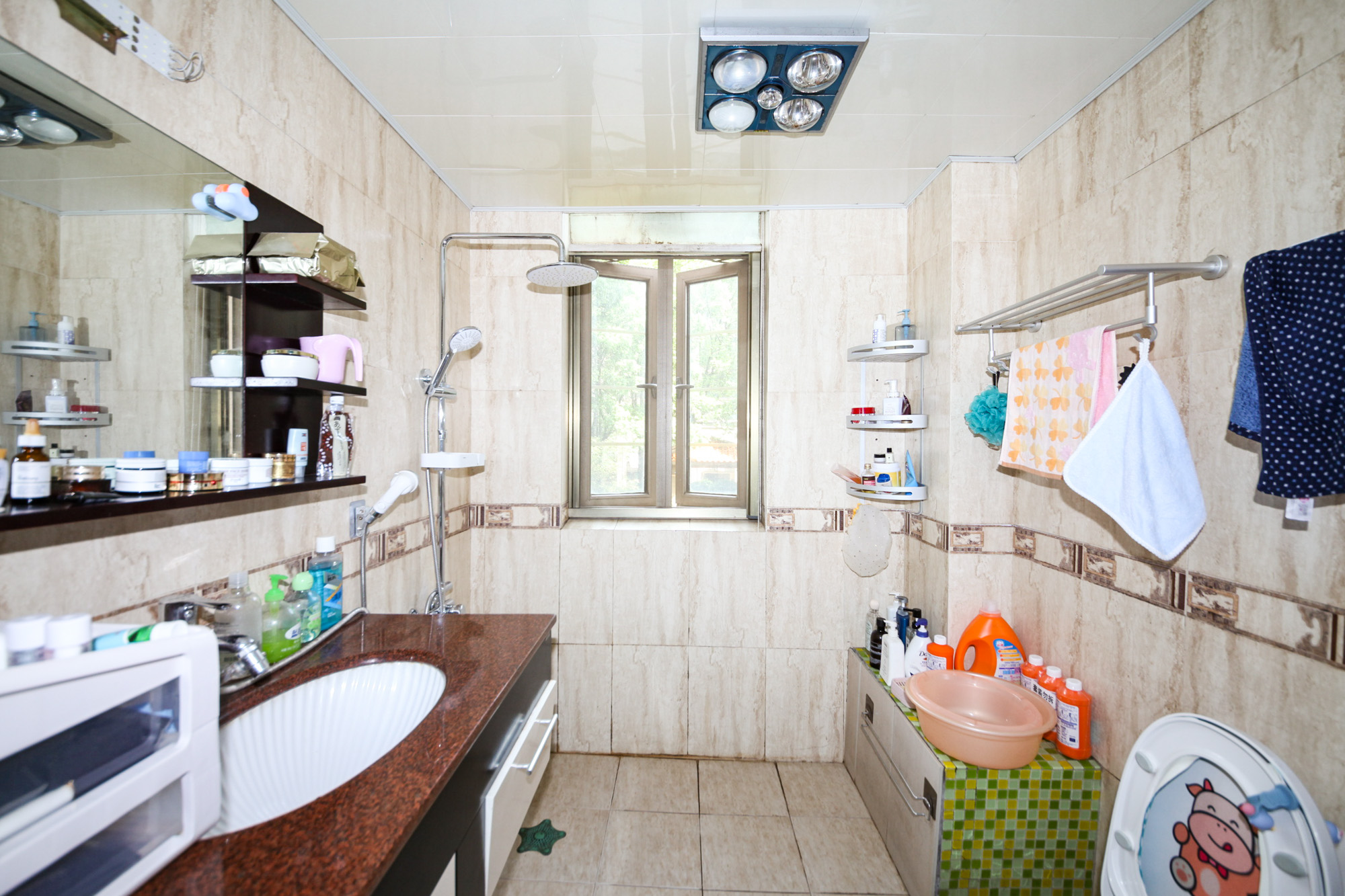 长沙玫瑰园 3室2厅2卫 123.80万 长沙玫瑰园 3室2厅2卫 123.80万卫生间