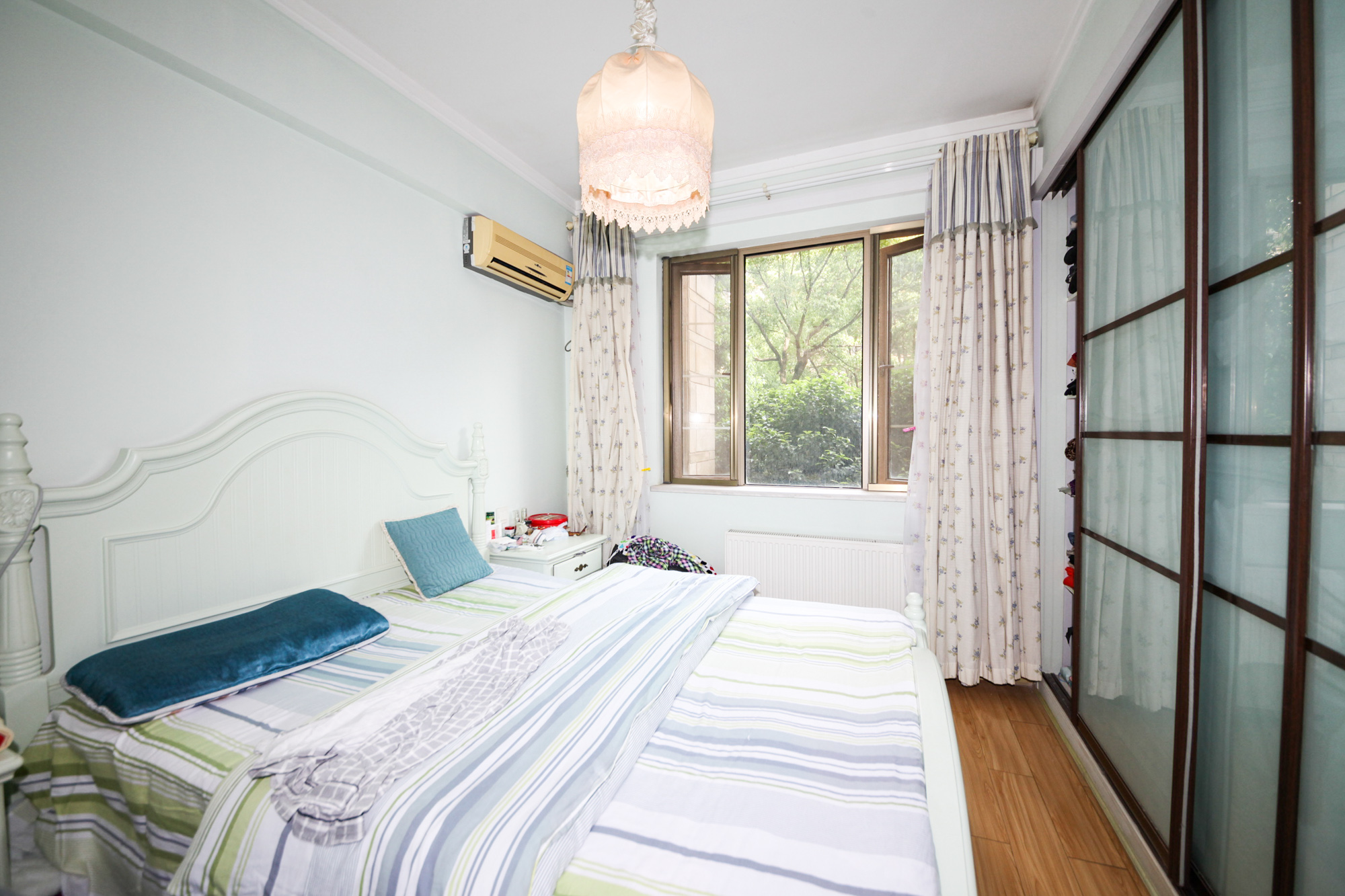 长沙玫瑰园 3室2厅2卫 123.80万 长沙玫瑰园 3室2厅2卫 123.80万卧室