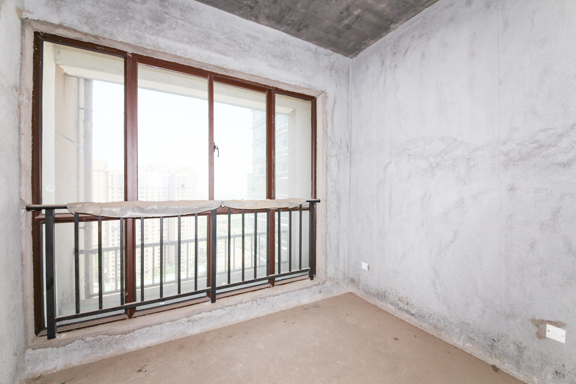 星月绿洲 4室2厅2卫 129.58万 星月绿洲 4室2厅2卫 129.58万卧室