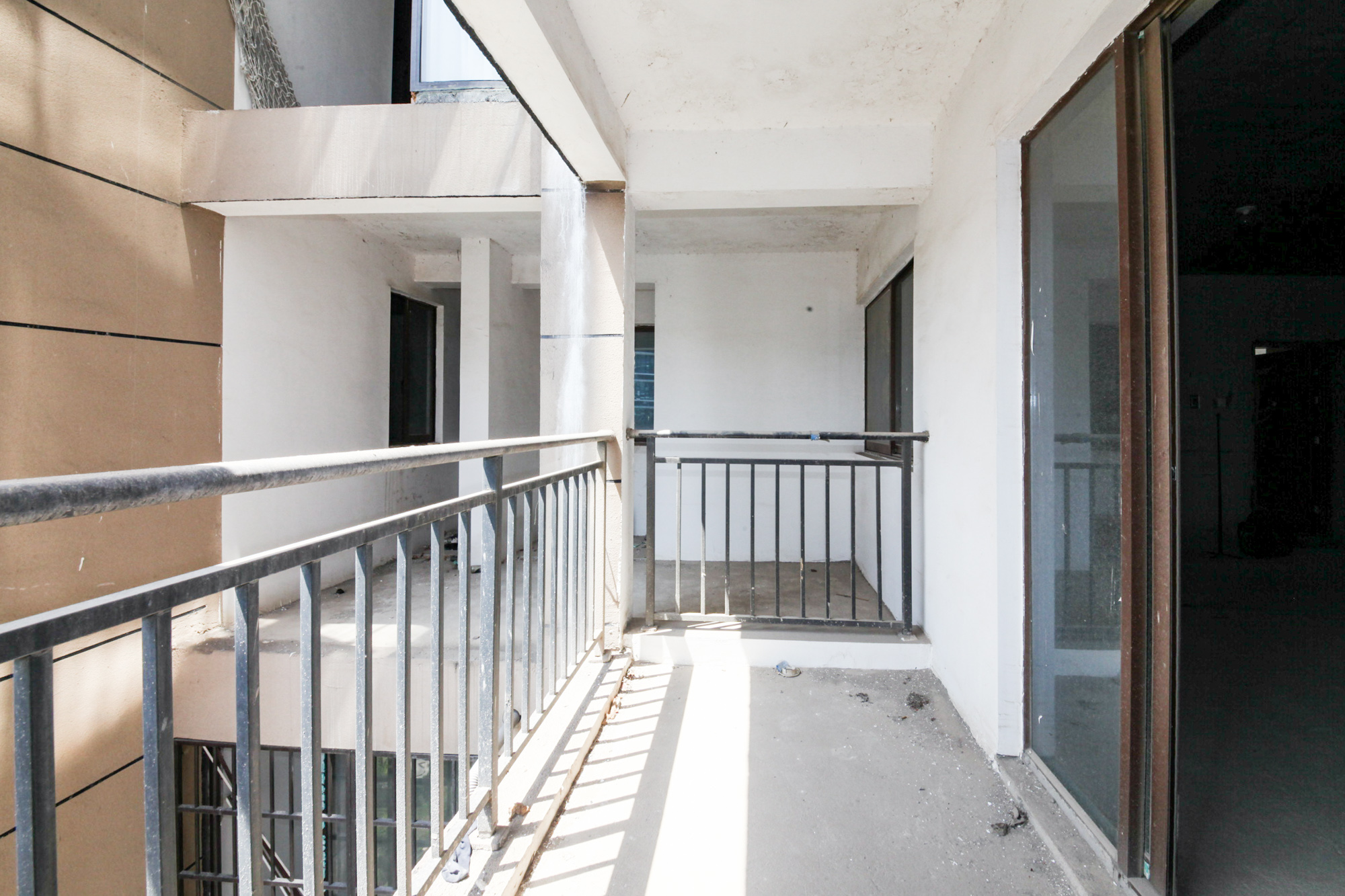 星月绿洲 4室2厅2卫 129.58万 星月绿洲 4室2厅2卫 129.58万阳台