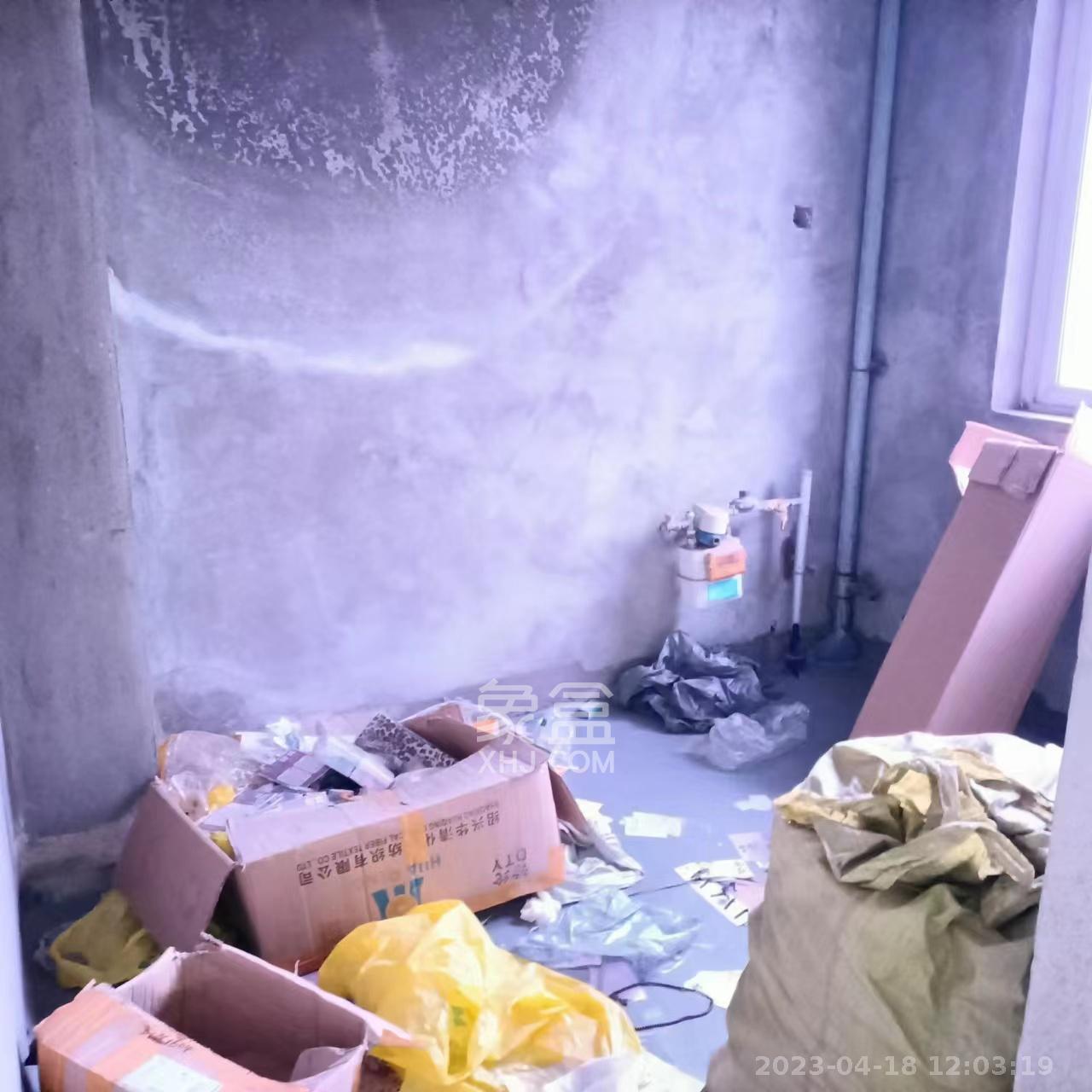 嘉宇盛世华章  3室2厅1卫   2000.00元/月室内图