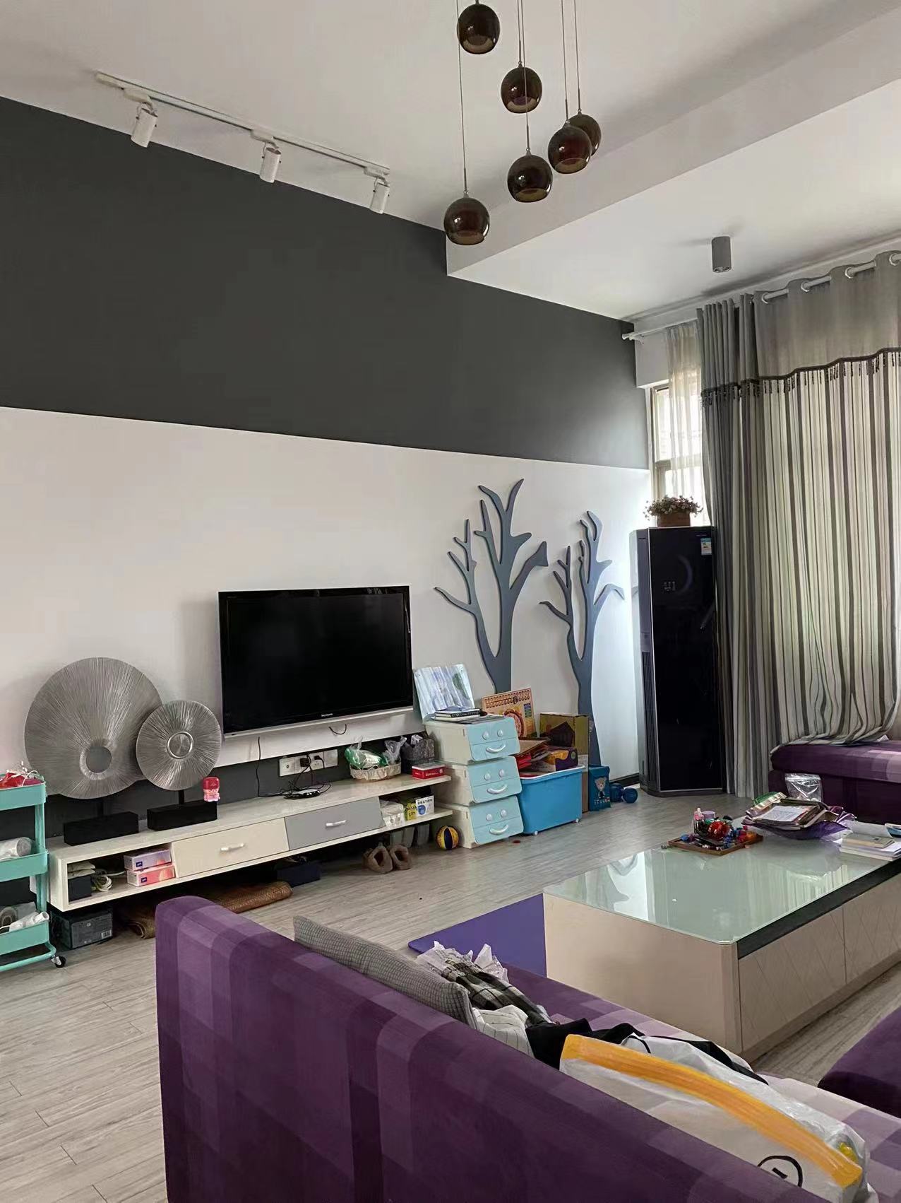 丽江花苑  3室2厅3卫    56.8万 丽江花苑  3室2厅3卫    56.8万客厅