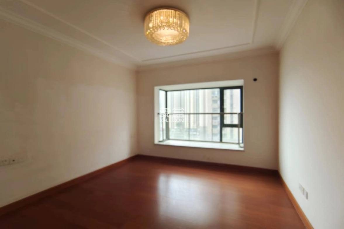 恒大华府 3室2厅2卫 100.00万 恒大华府 3室2厅2卫 100.00万室内图