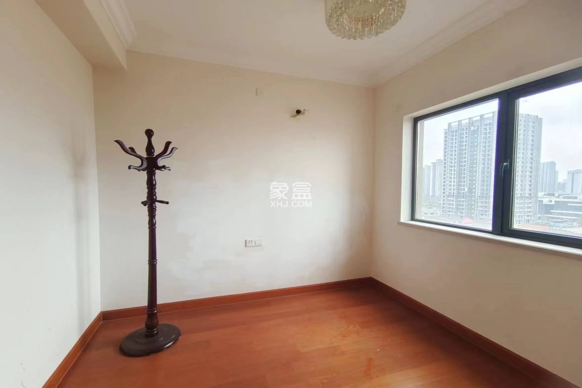 恒大华府 3室2厅2卫 100.00万 恒大华府 3室2厅2卫 100.00万室内图