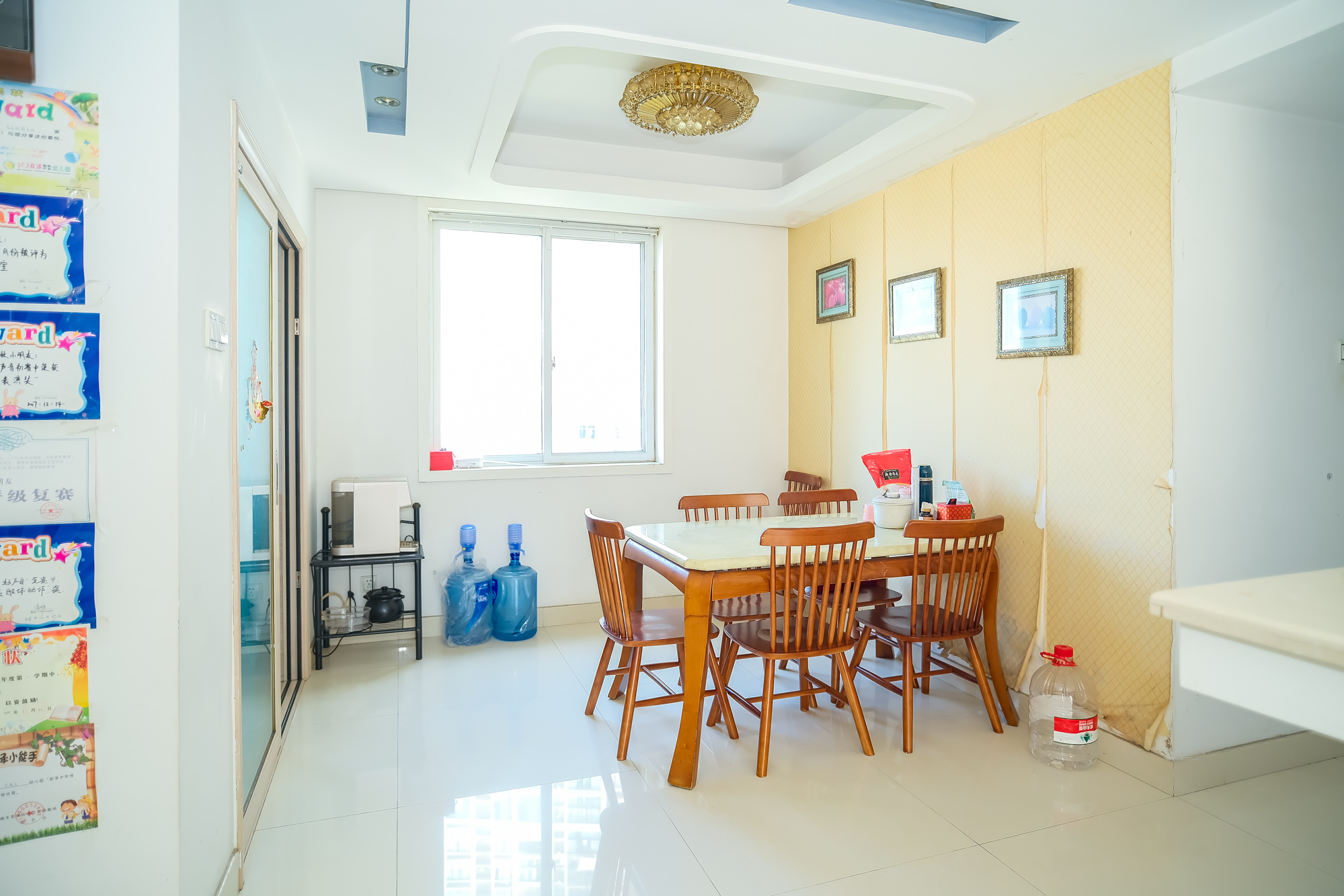 筑梦园  4室2厅2卫    110.0万客厅