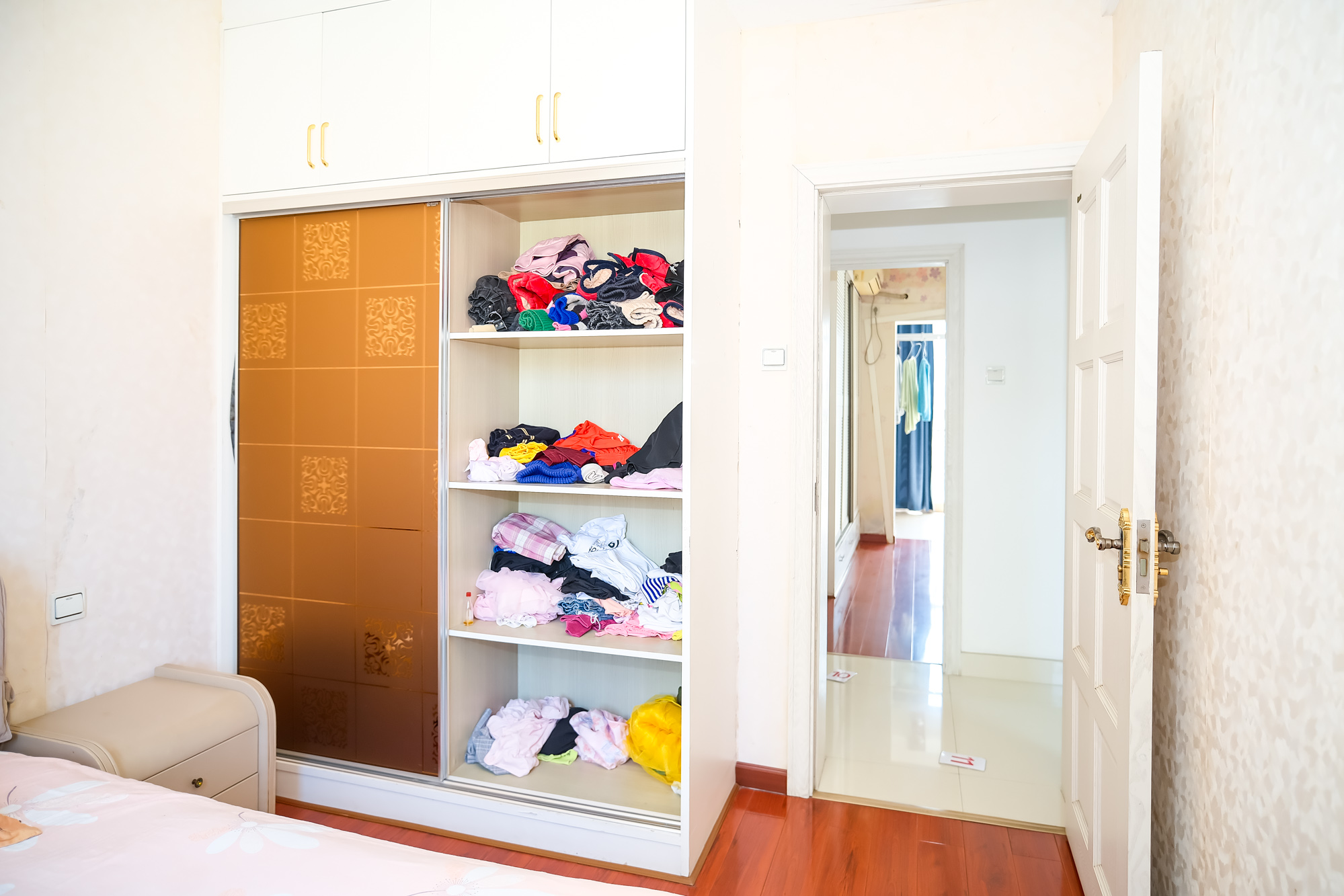 筑梦园  4室2厅2卫    110.0万卧室