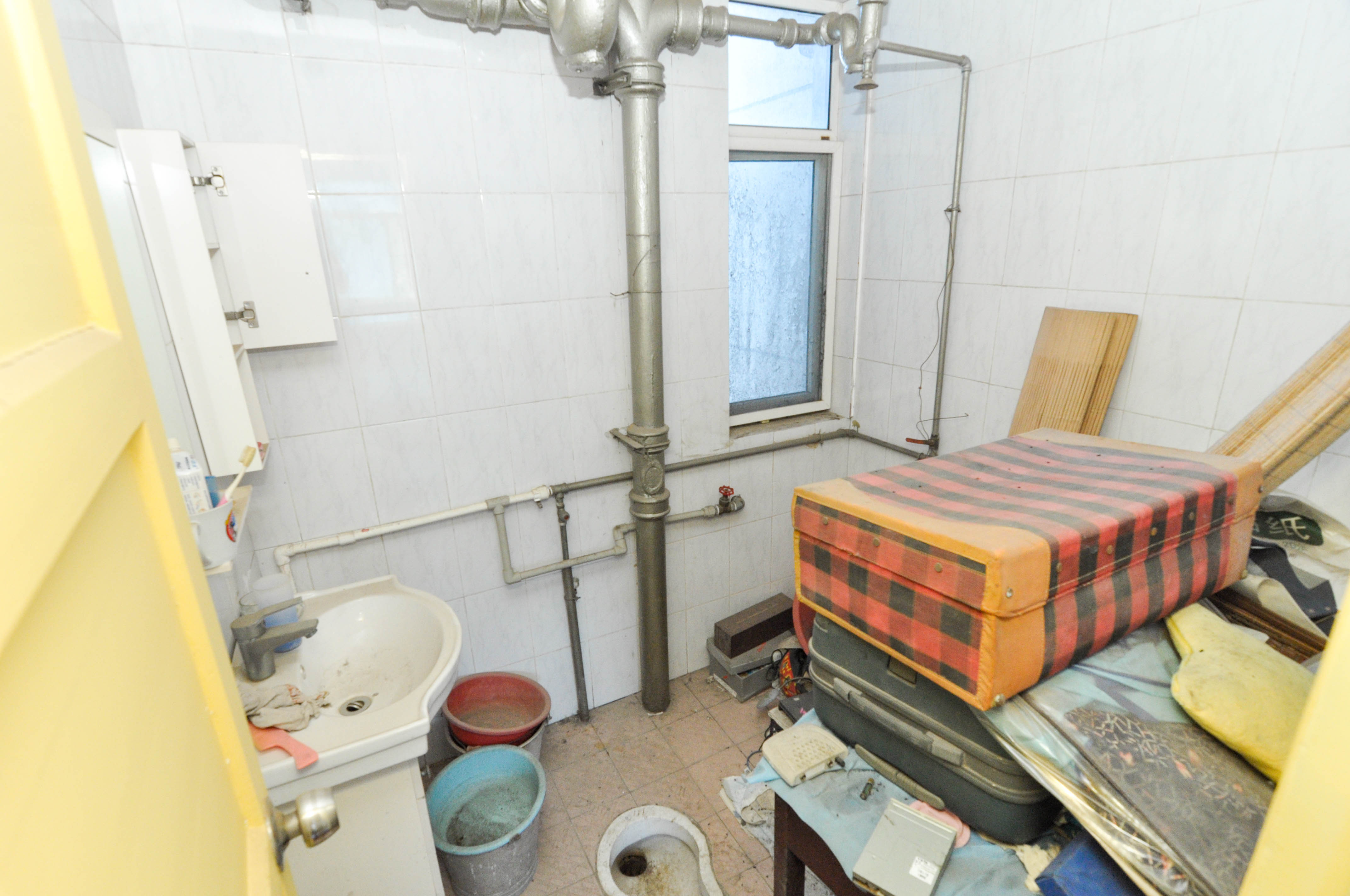 航天大院  4室2厅2卫   118.00万其他