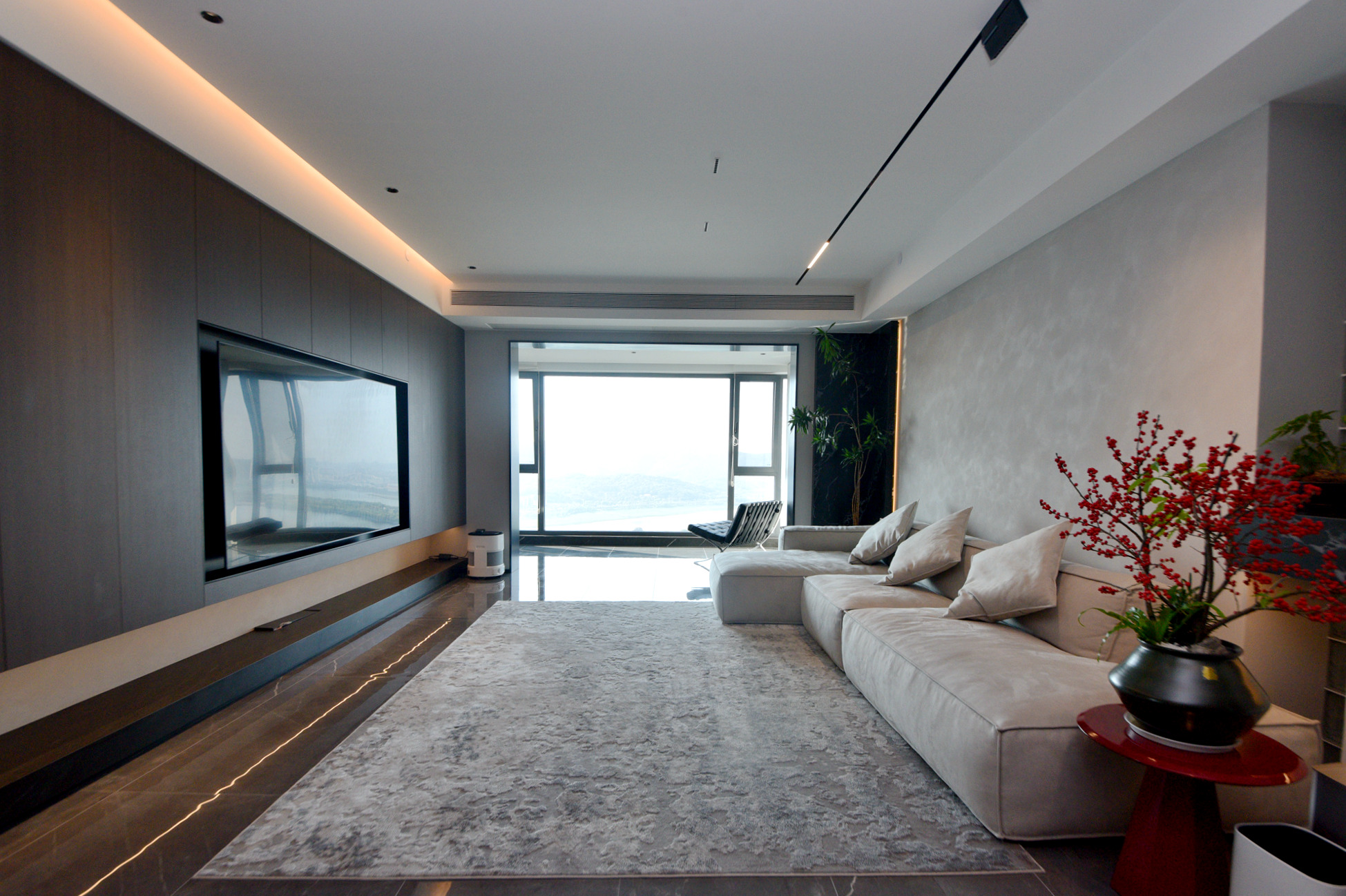 中建江山壹号  3室2厅2卫    697.8万客厅