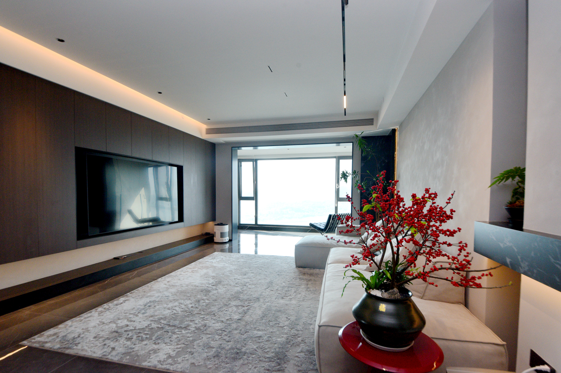 中建江山壹号  3室2厅2卫    697.8万客厅