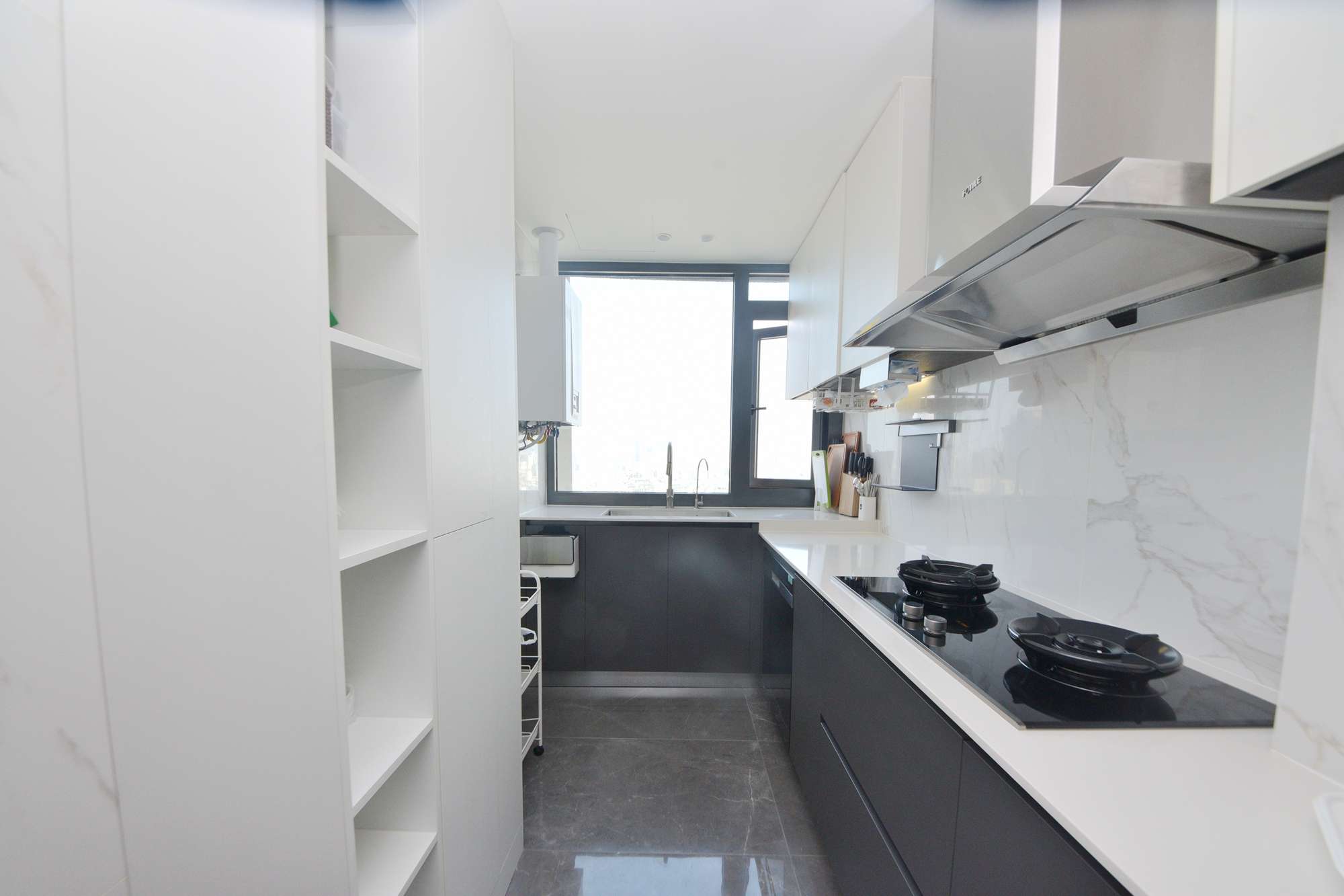 中建江山壹号  3室2厅2卫    697.8万厨房