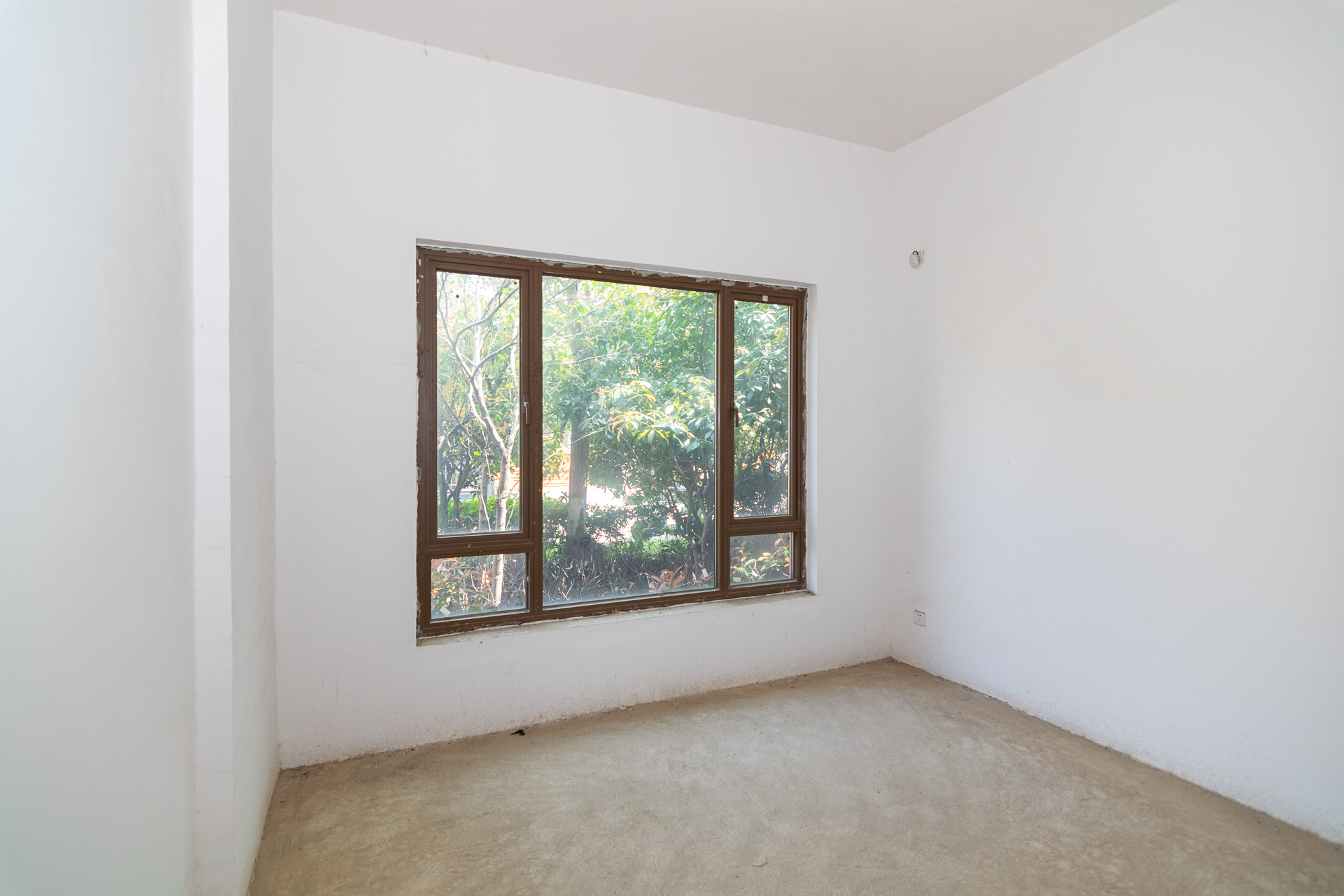 盈峰翠邸  7室3厅6卫   1080.00万 盈峰翠邸  7室3厅6卫   1080.00万卧室