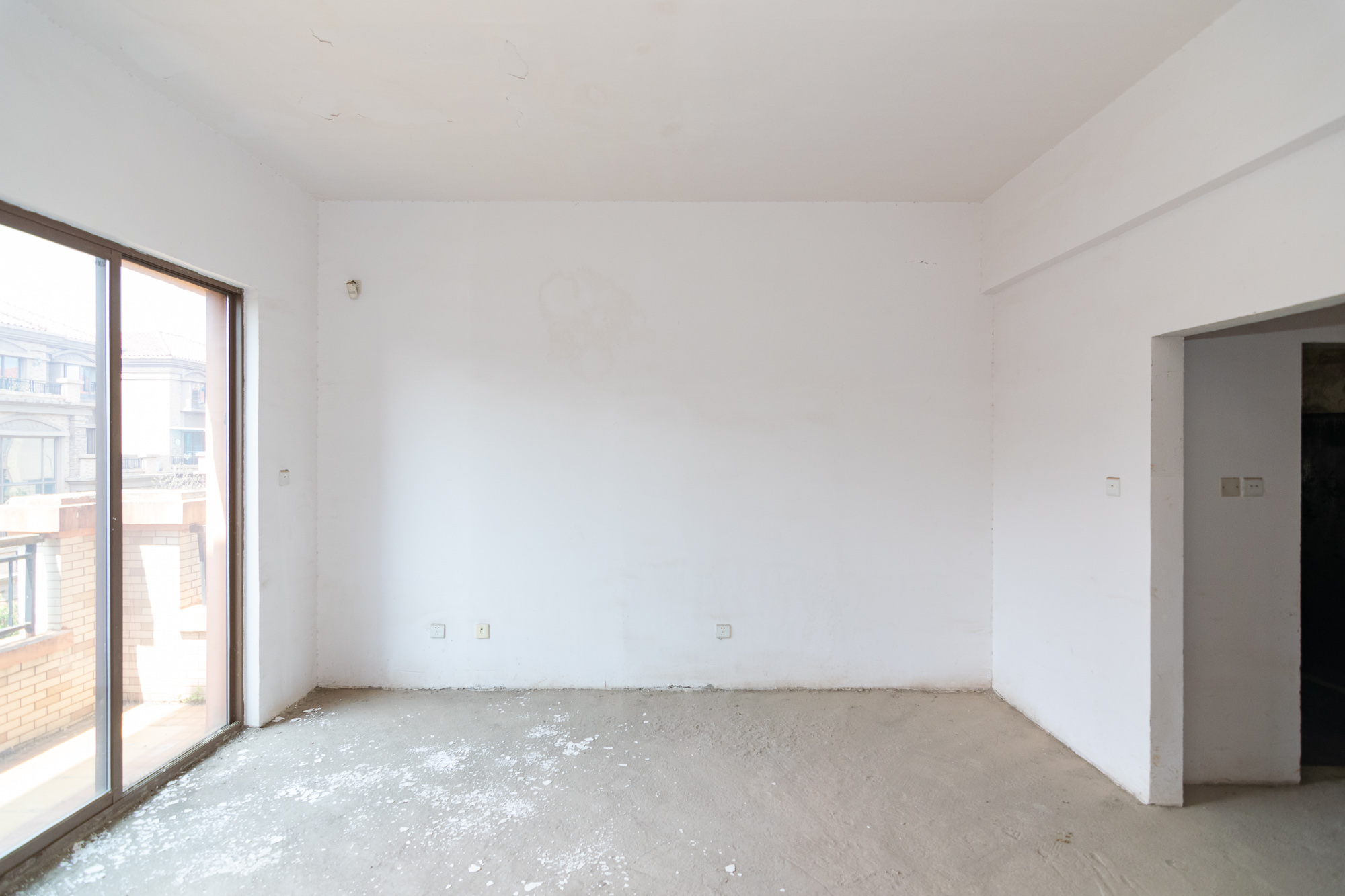 盈峰翠邸  7室3厅6卫   1080.00万 盈峰翠邸  7室3厅6卫   1080.00万其他