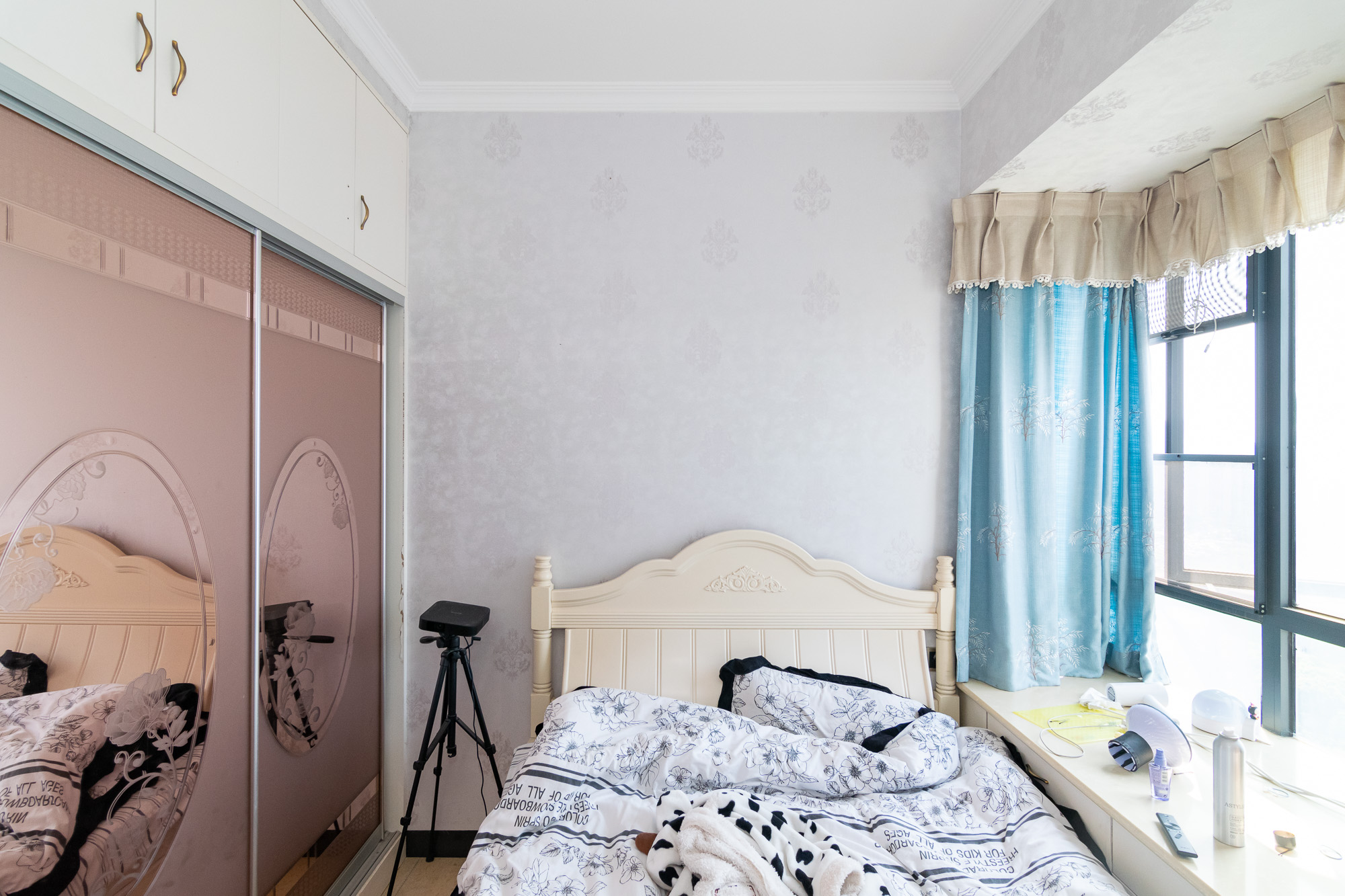 浩龙音乐界 3室2厅1卫 55.00万 浩龙音乐界 3室2厅1卫 55.00万卧室