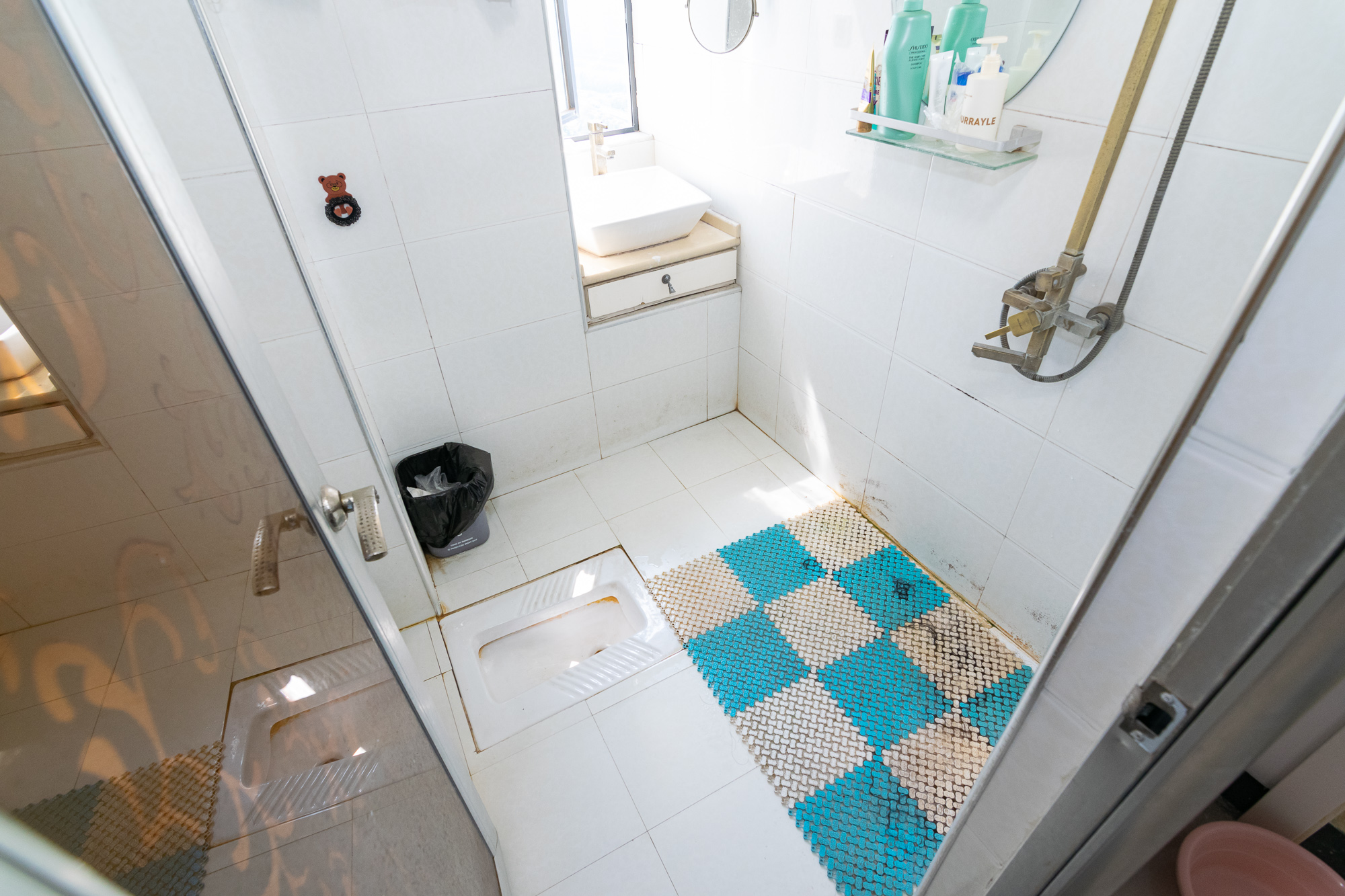 浩龙音乐界 3室2厅1卫 55.00万 浩龙音乐界 3室2厅1卫 55.00万卫生间