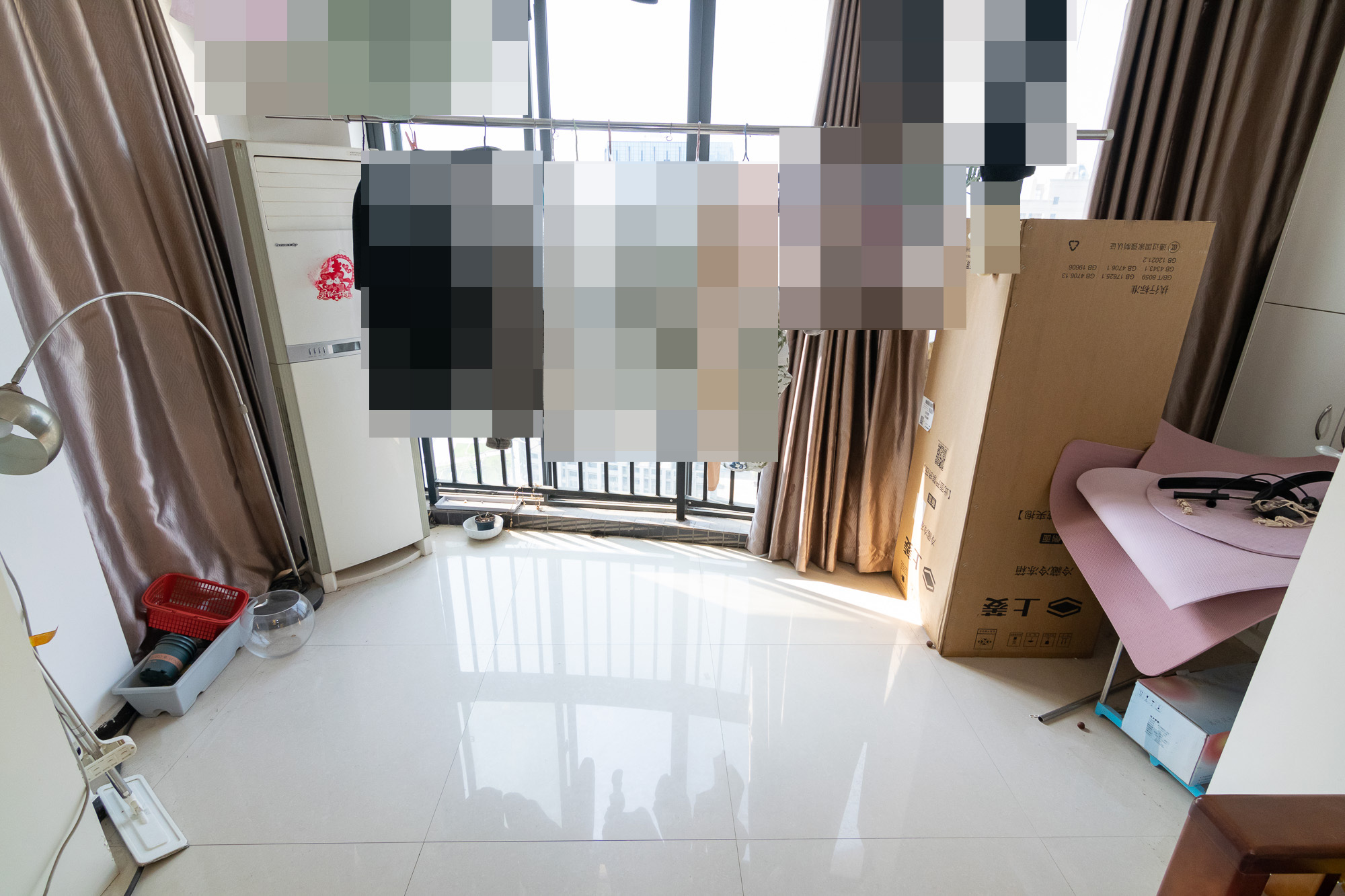 浩龙音乐界 3室2厅1卫 55.00万 浩龙音乐界 3室2厅1卫 55.00万阳台