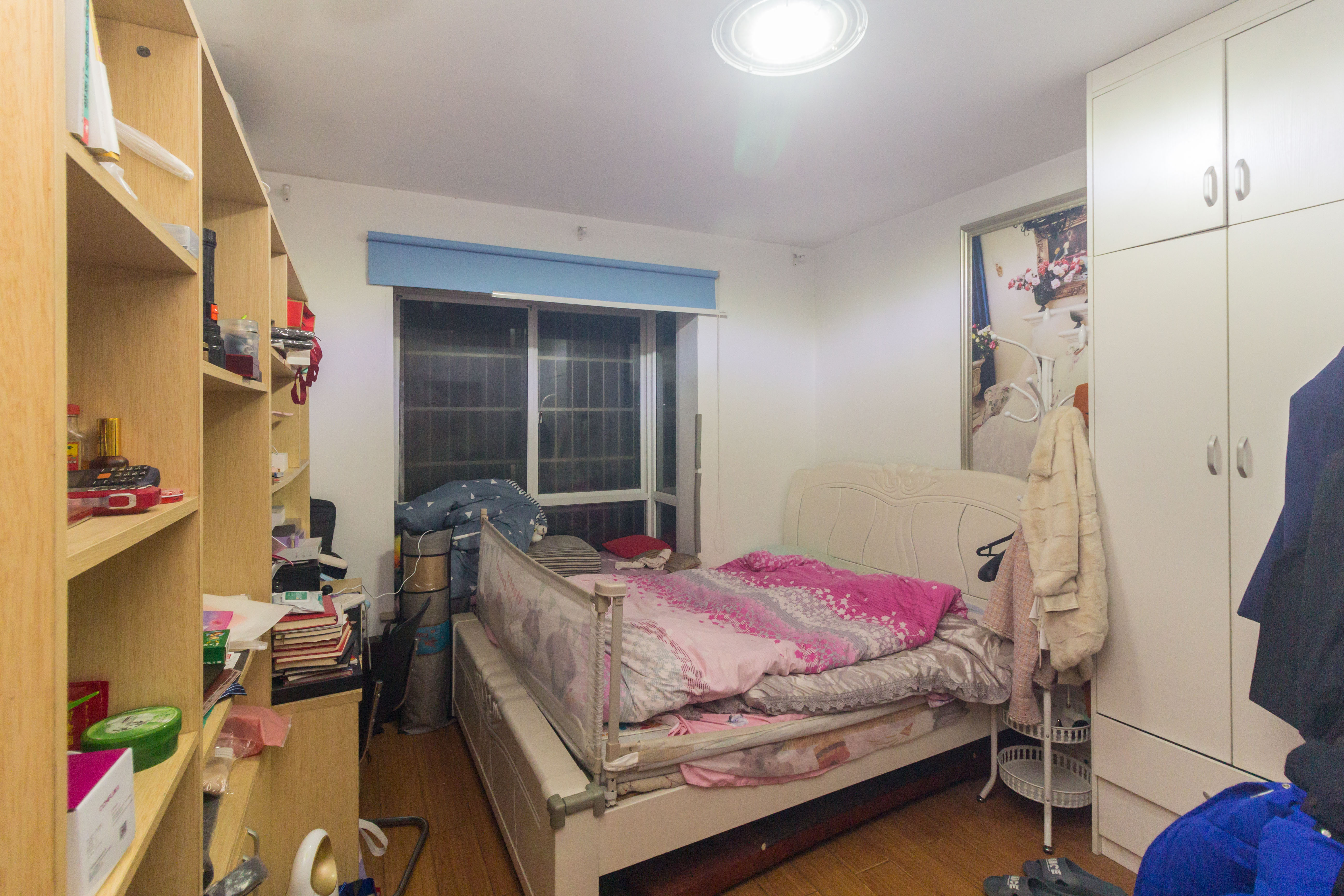 东业苹果社区  3室2厅1卫    55.2万卧室