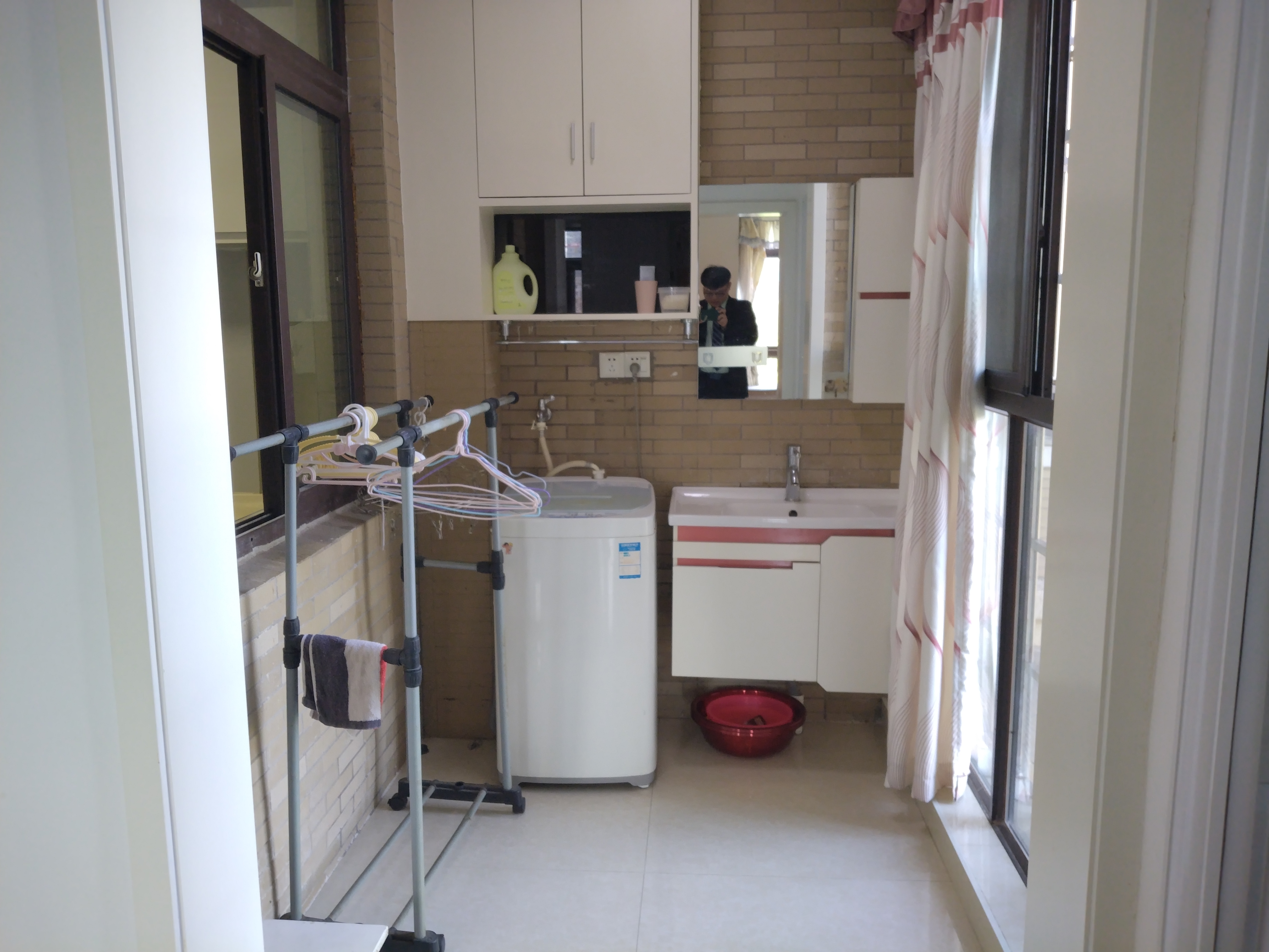 华府龙苑 2室2厅1卫 65.0万 华府龙苑 2室2厅1卫 65.0万室内图