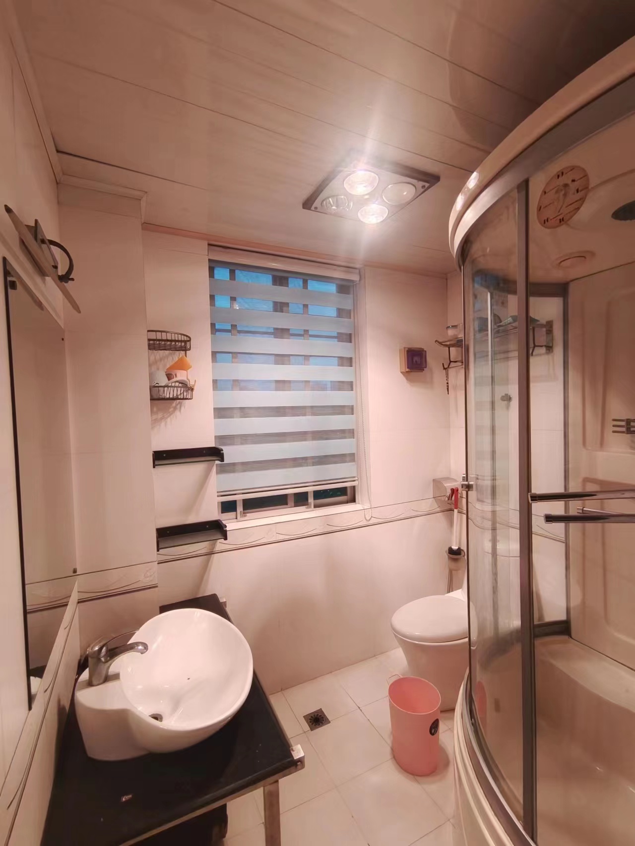 四季花园  4室2厅2卫   77.80万 四季花园  4室2厅2卫   77.80万室内图