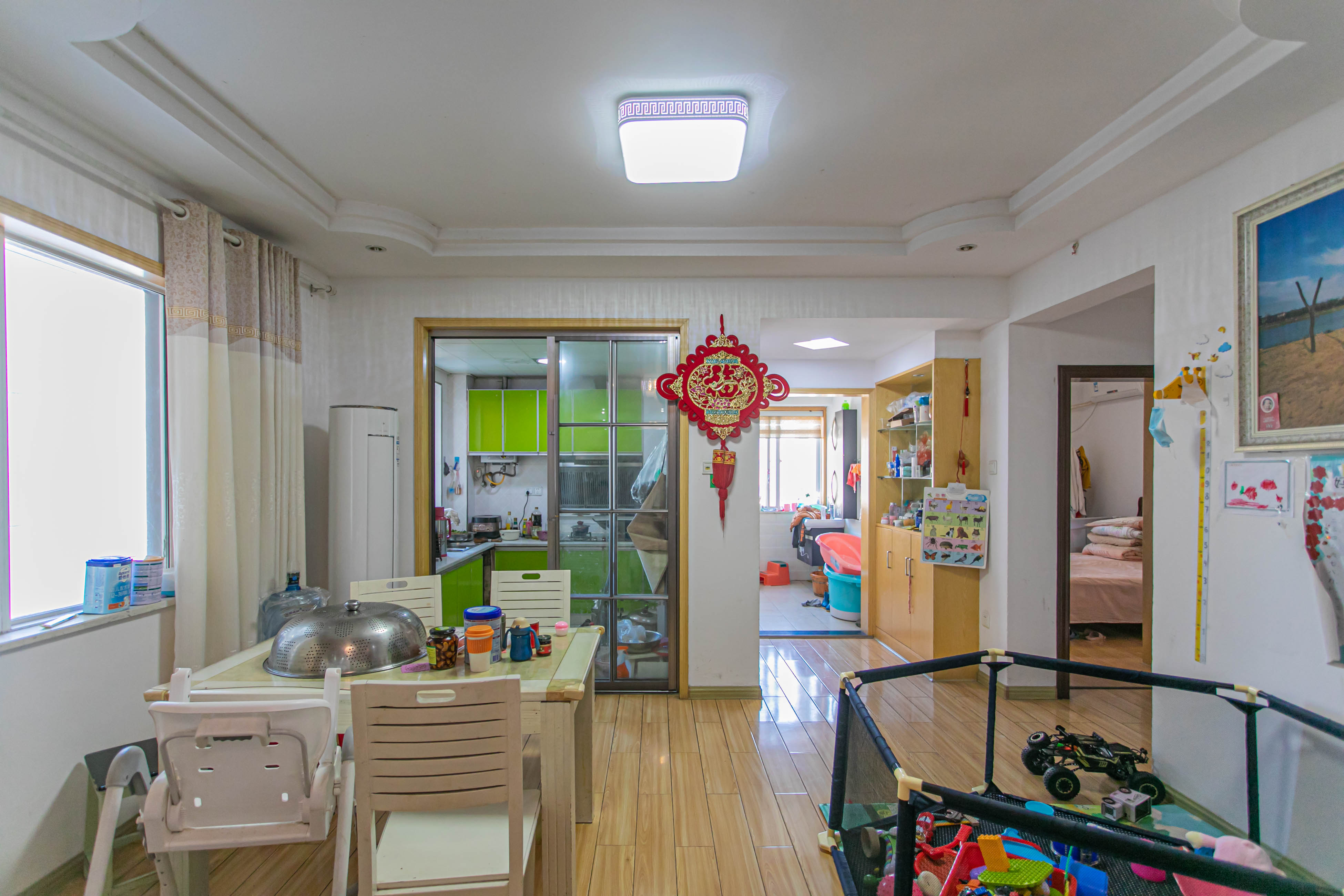 警苑星城  3室2厅1卫   90.00万 警苑星城  3室2厅1卫   90.00万客厅