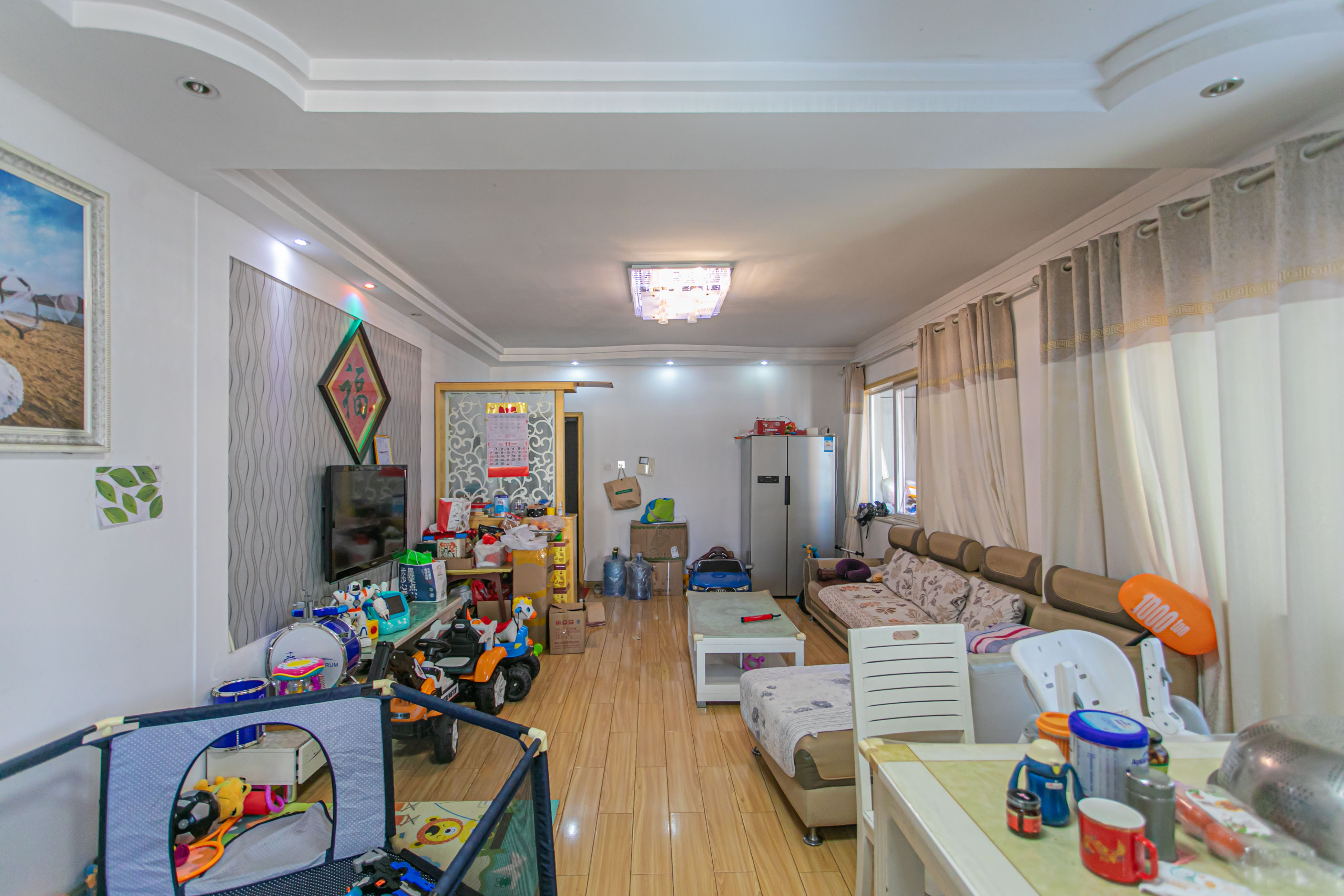 警苑星城  3室2厅1卫   90.00万 警苑星城  3室2厅1卫   90.00万客厅