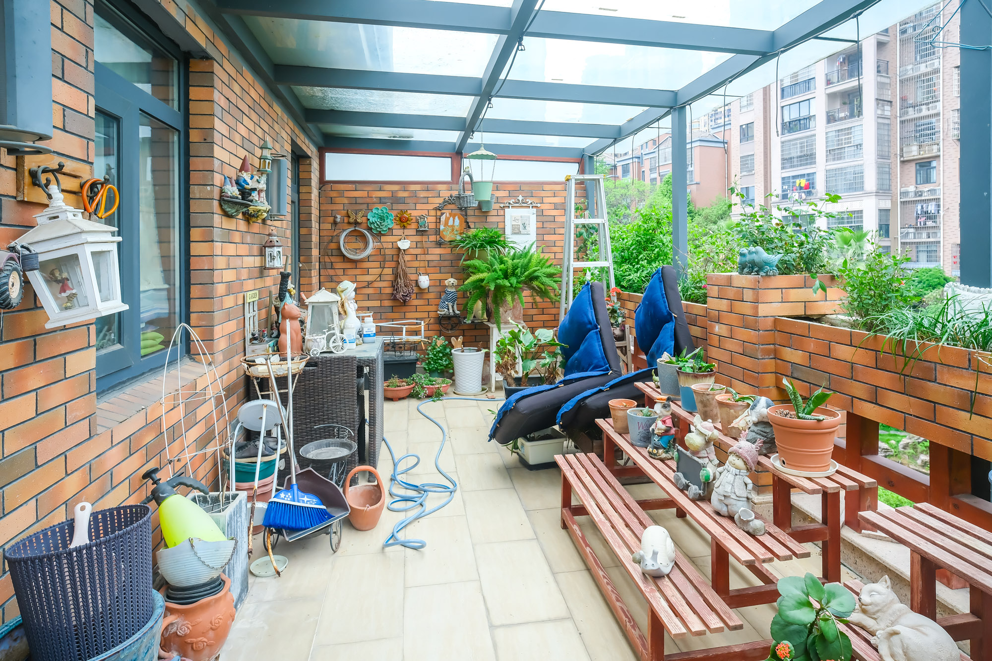 山水湾  8室5厅5卫   788.00万 山水湾  8室5厅5卫   788.00万阳台