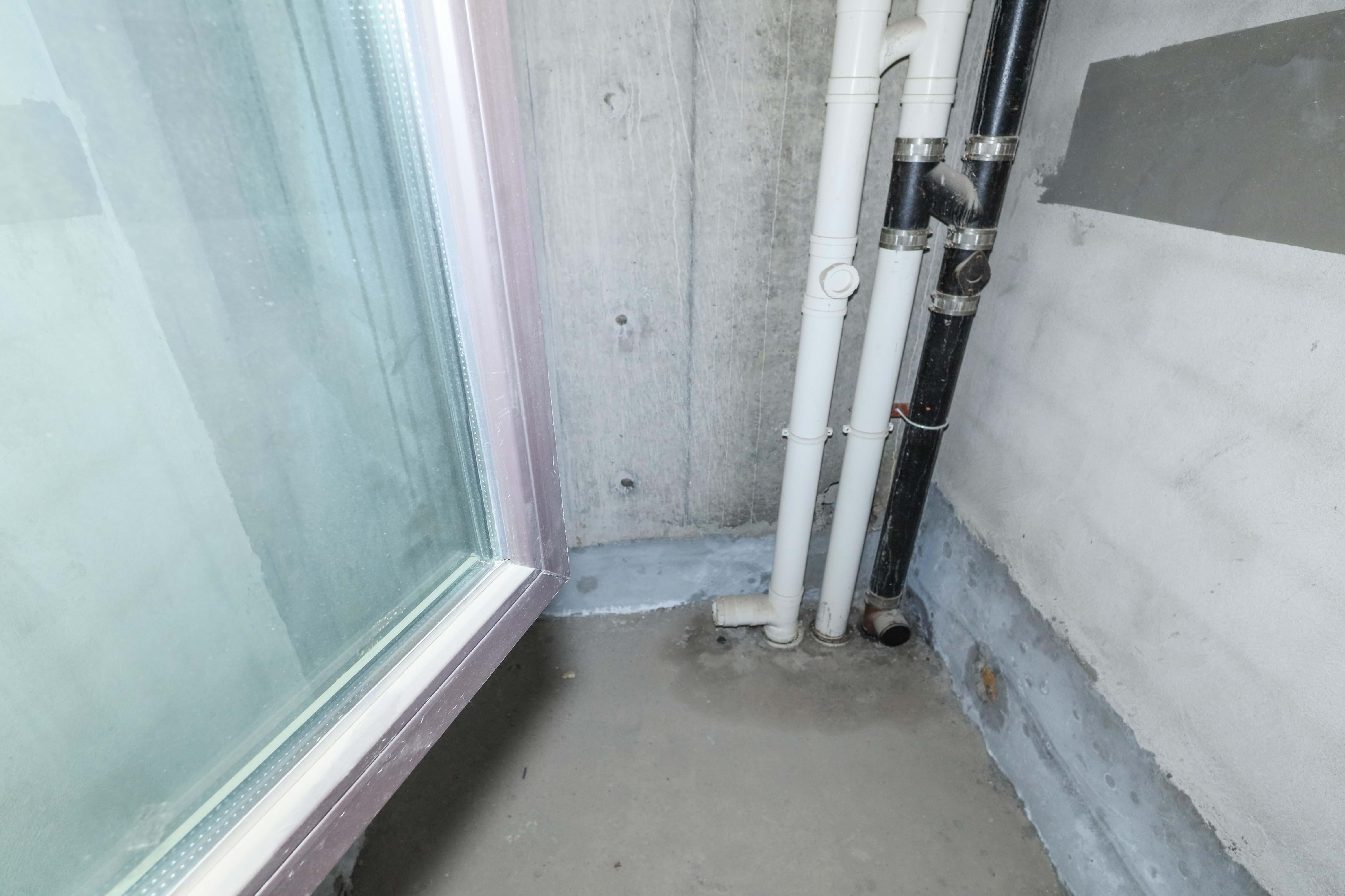 建发央著  4室2厅2卫   235.00万卫生间