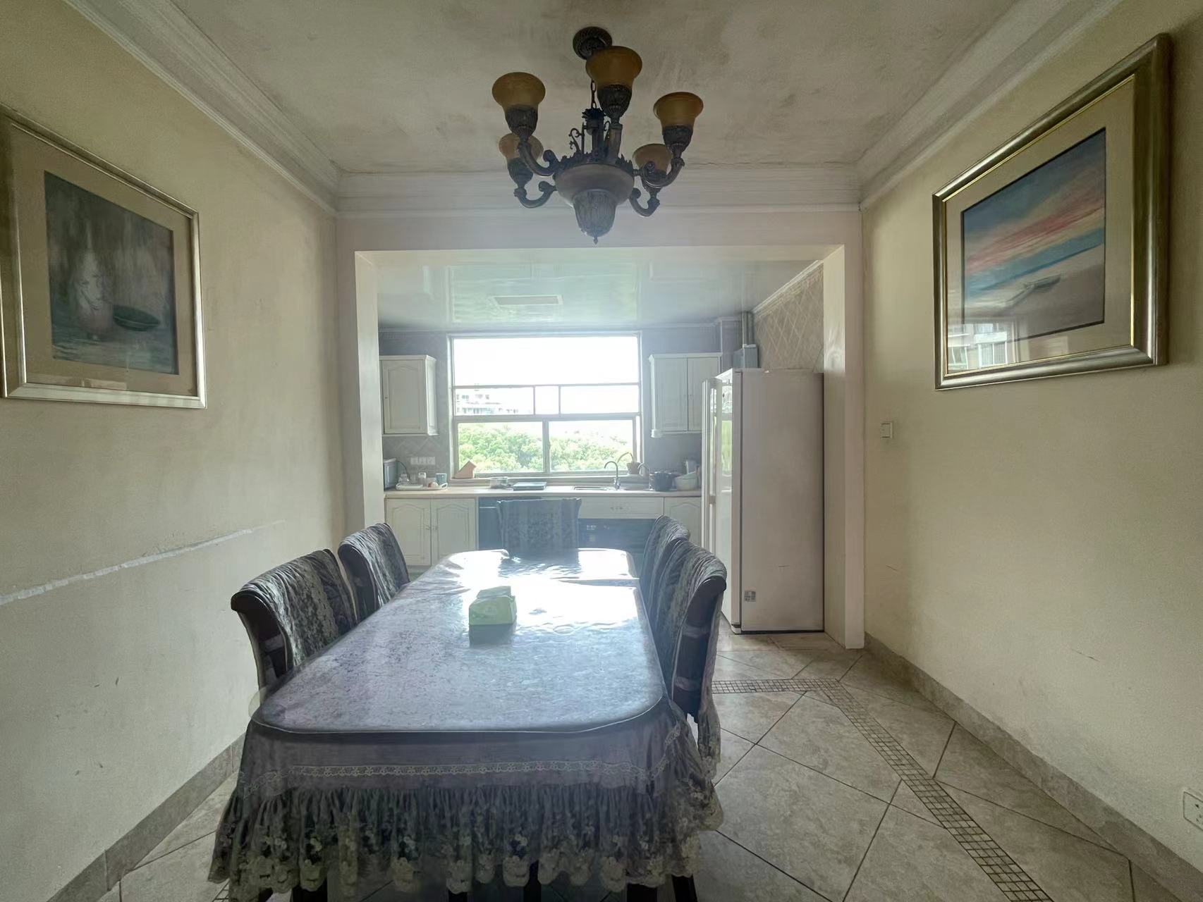 四季花园  4室2厅2卫   69.00万 四季花园  4室2厅2卫   69.00万室内图