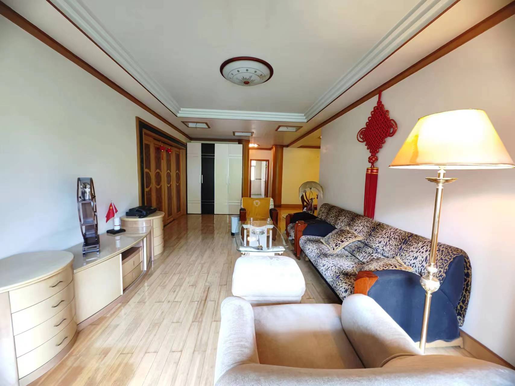 泰华一村 4室0厅0卫 62.80万 泰华一村 4室0厅0卫 62.80万室内图