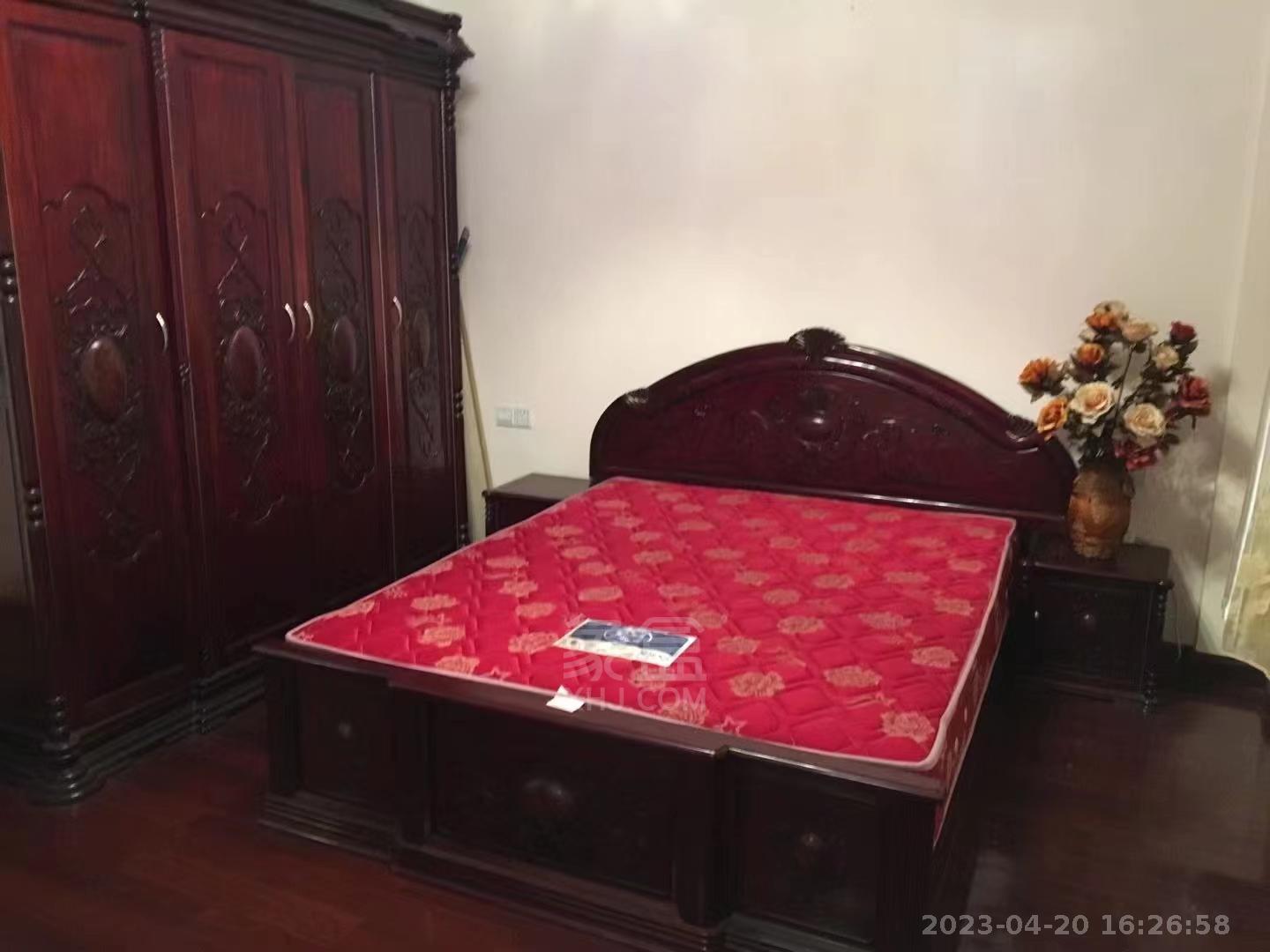 西苑小区  4室3厅1卫   3500.00元/月室内图