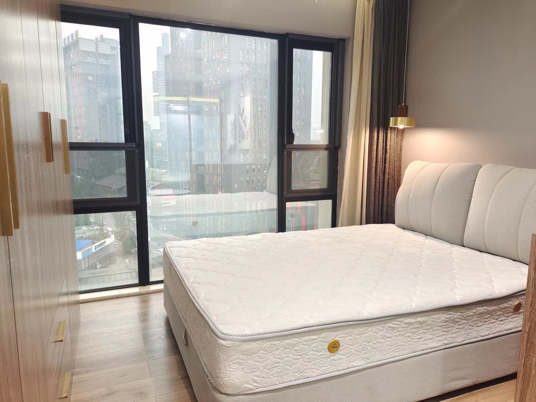 美的林城时代  1室1厅1卫   2200.00元/月室内图