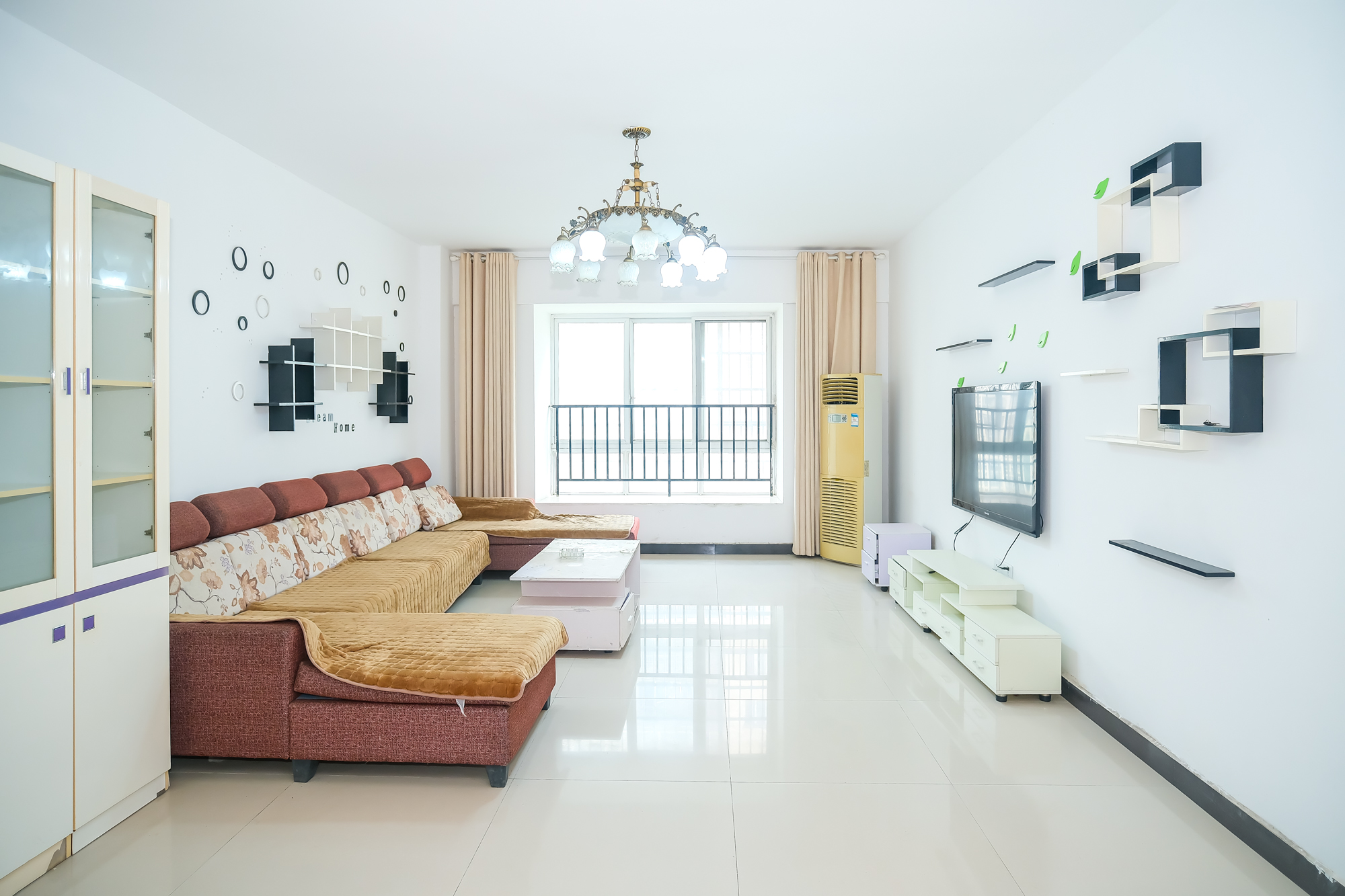 筑梦园 3室2厅2卫 76.8万 筑梦园 3室2厅2卫 76.8万客厅