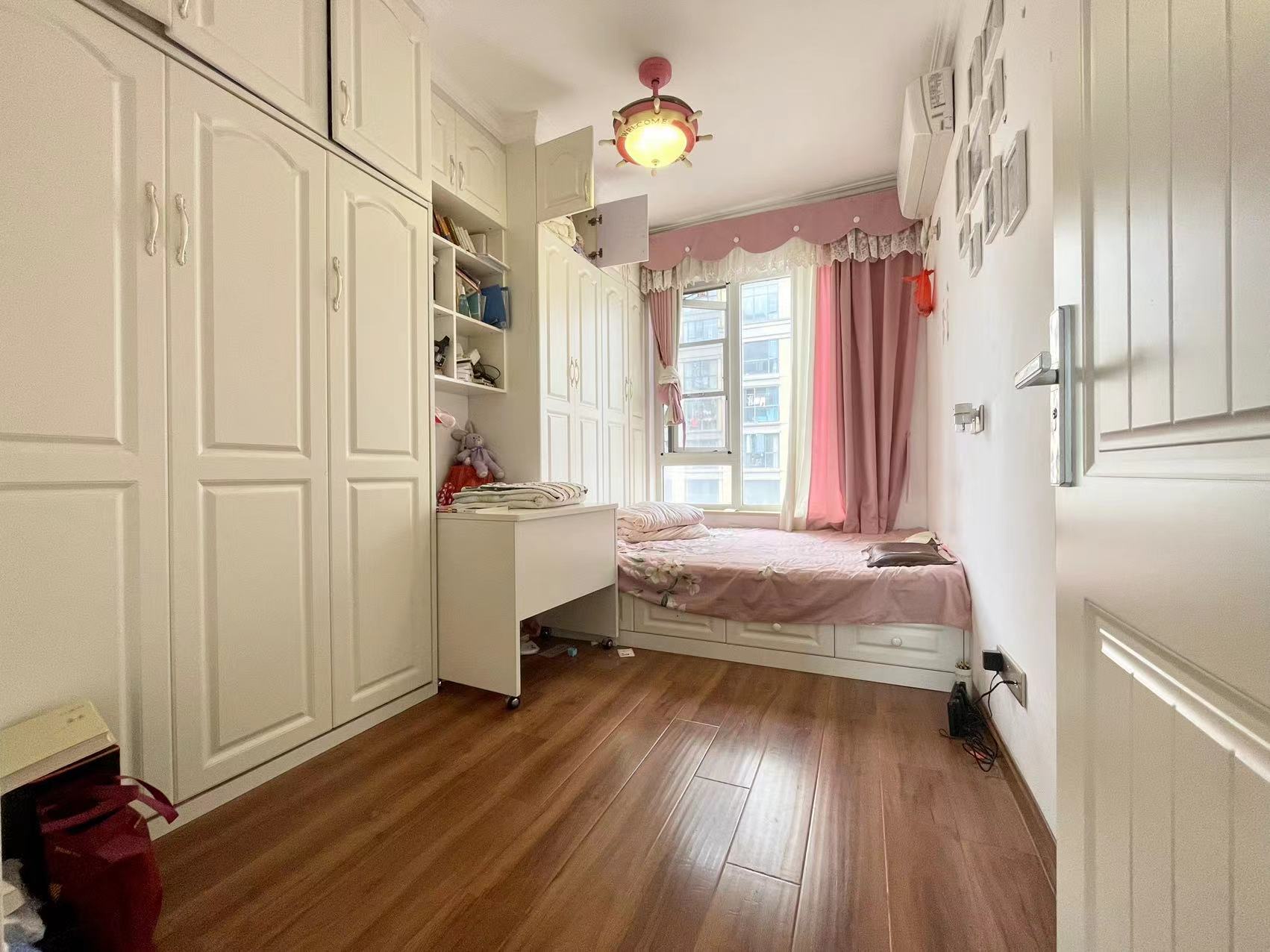 九八缔景城  3室2厅2卫   89.80万 九八缔景城  3室2厅2卫   89.80万室内图